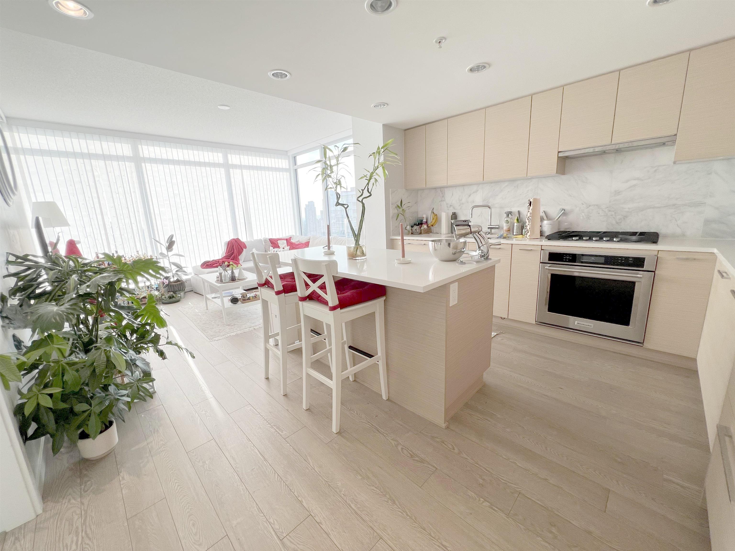 Metrotown Apartment/Condo for sale:  2 bedroom 839 sq.ft. (Listed 2023-05-31)