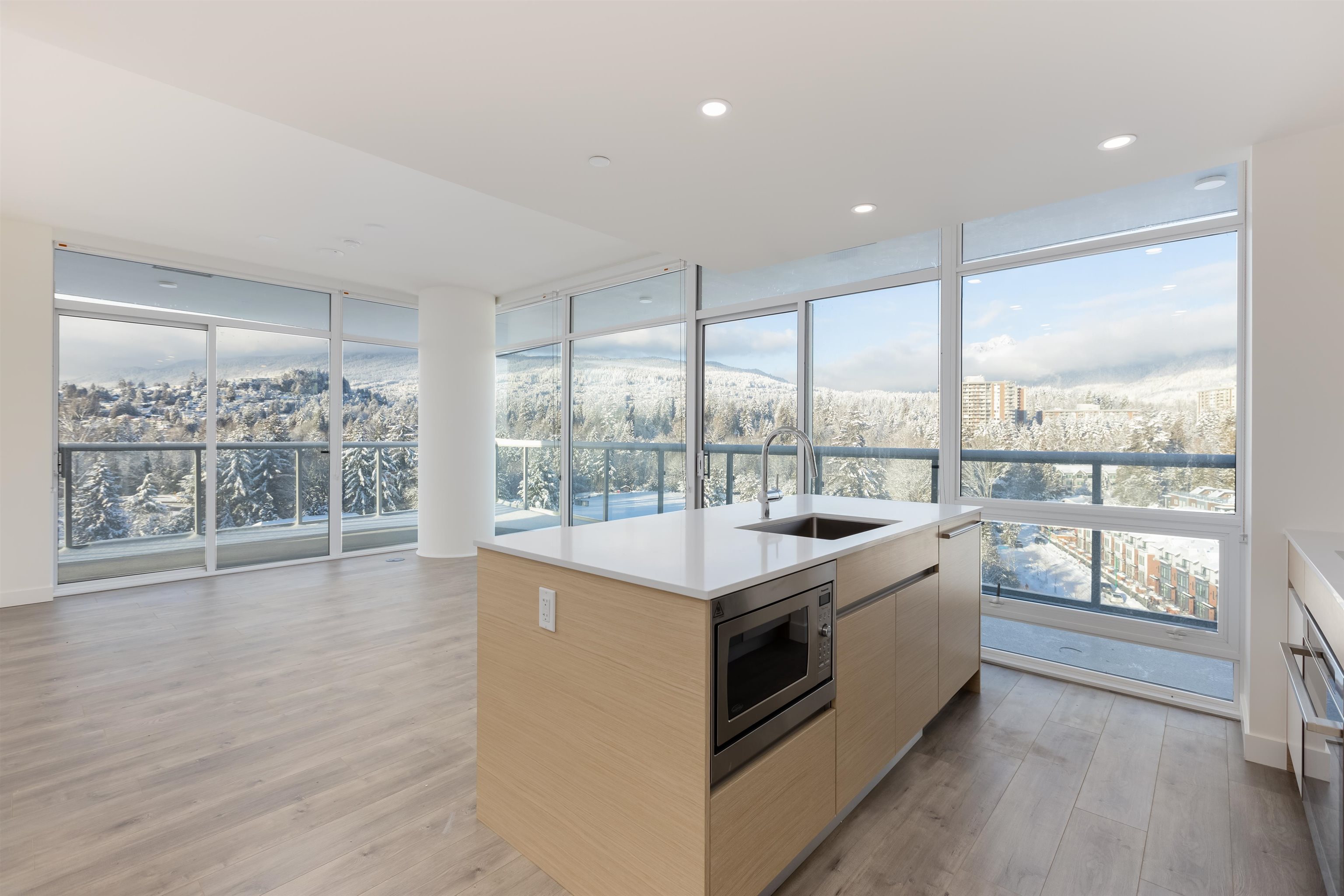 908 200 KLAHANIE COURT