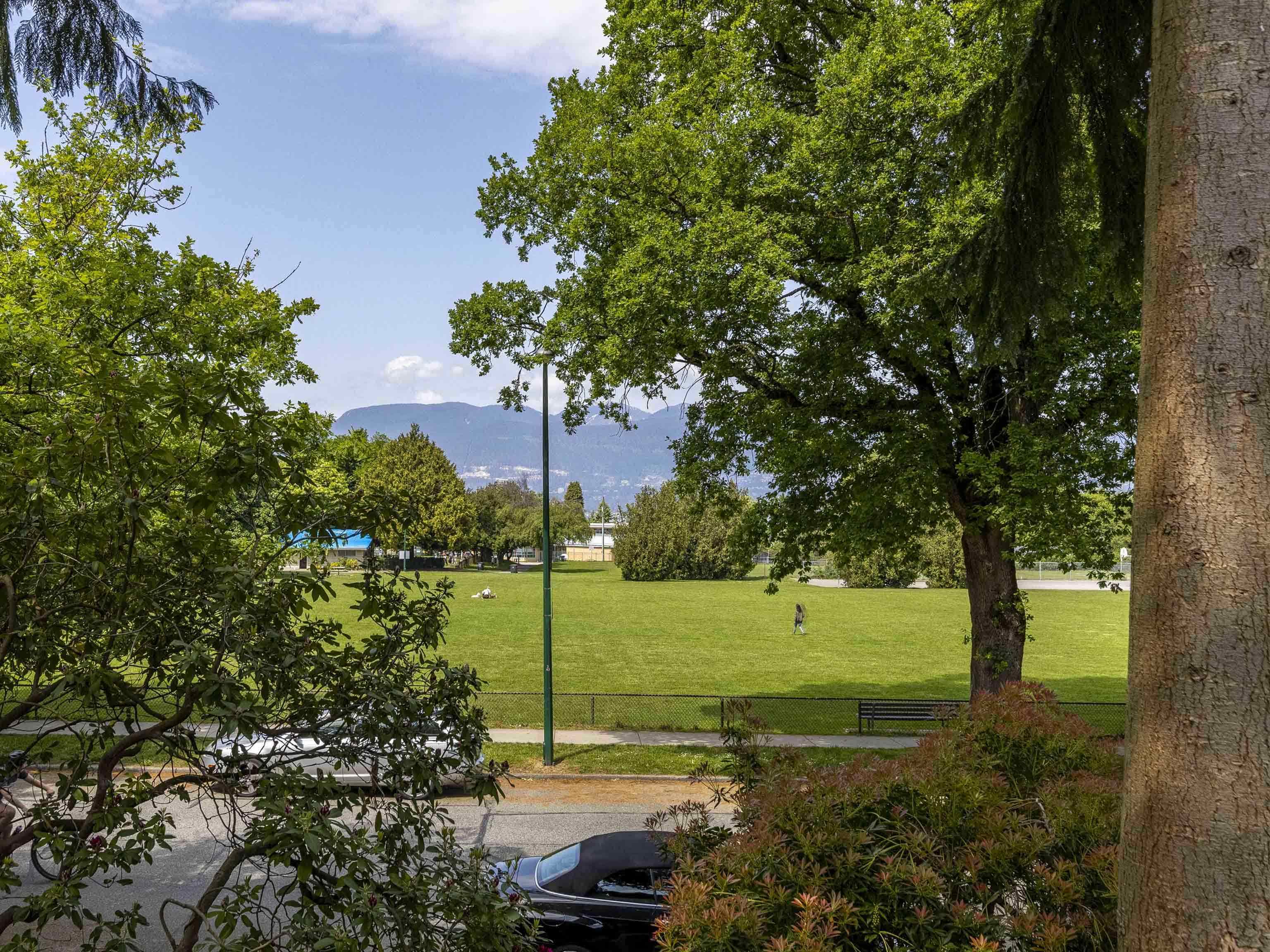 4340 W 8th Ave, Vancouver, BC