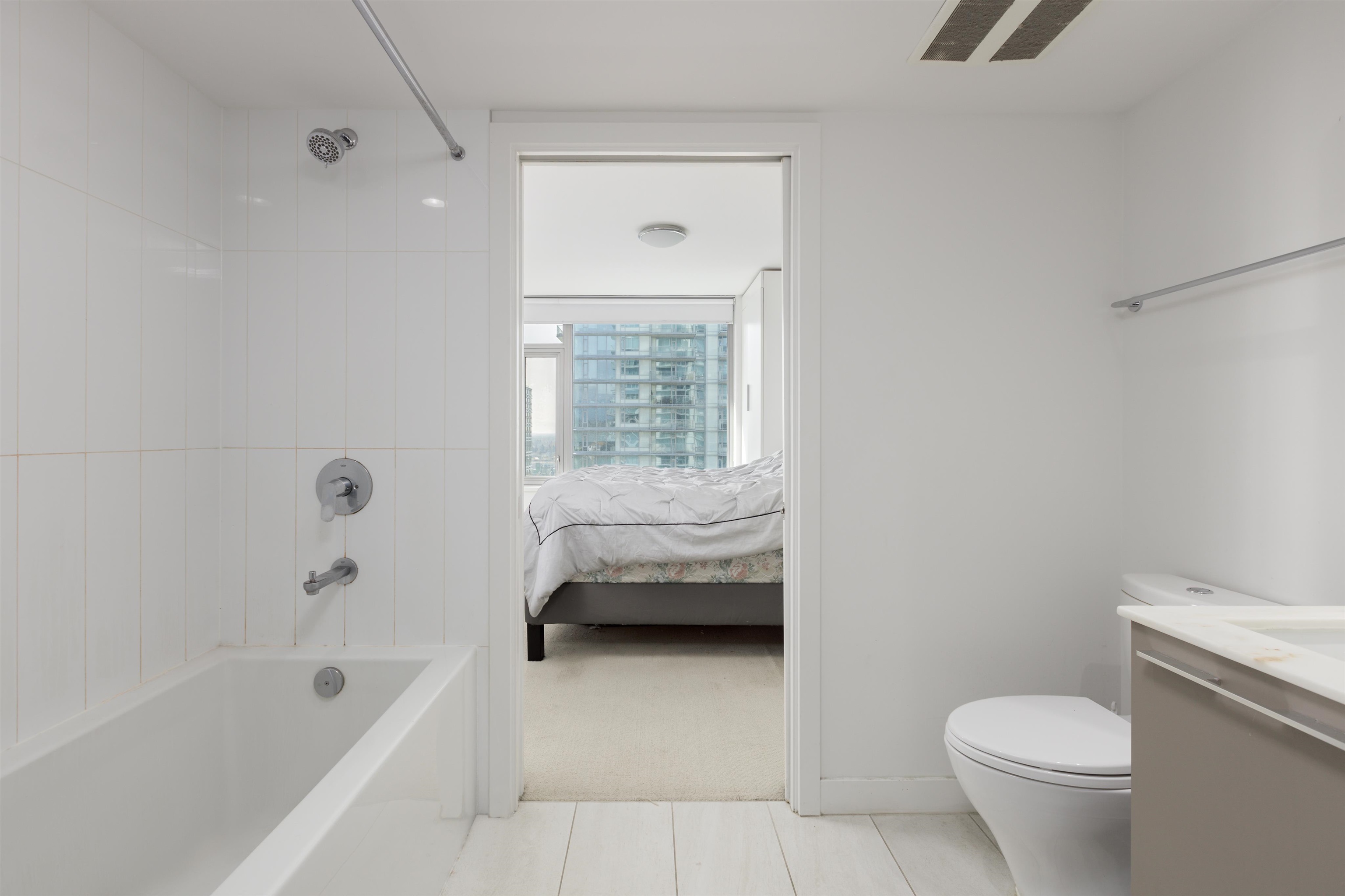 Wilson Lam Realtor, 1706-8031 NUNAVUT LANE, Vancouver, British Columbia V5X 0C9, 2 Bedrooms, 2 Bathrooms, Residential Attached,For Sale ,R2783235