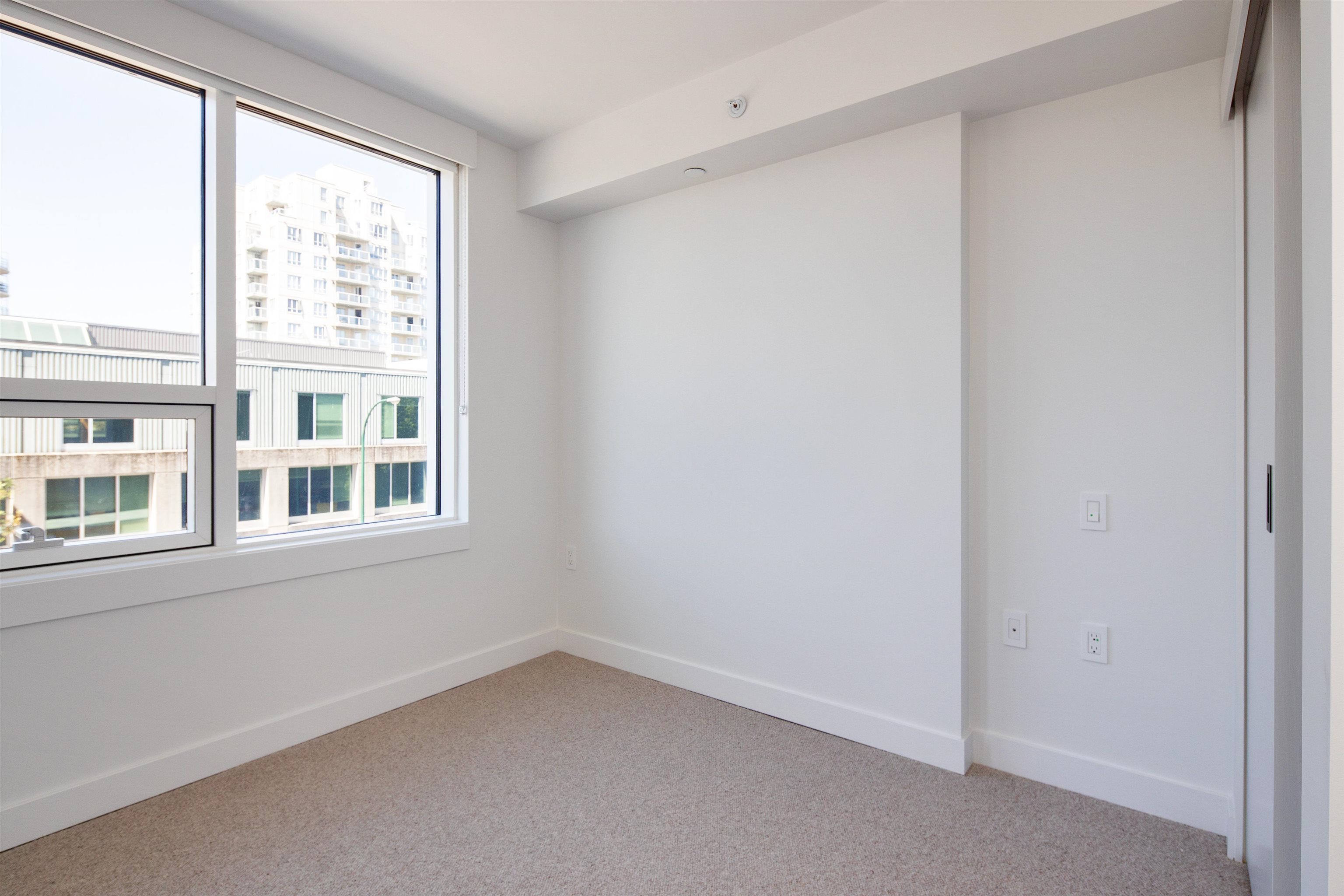 Wilson Lam Realtor, 211-5058 JOYCE STREET, Vancouver, British Columbia V5R 4G6, 2 Bedrooms, 2 Bathrooms, Residential Attached,For Sale ,R2783770