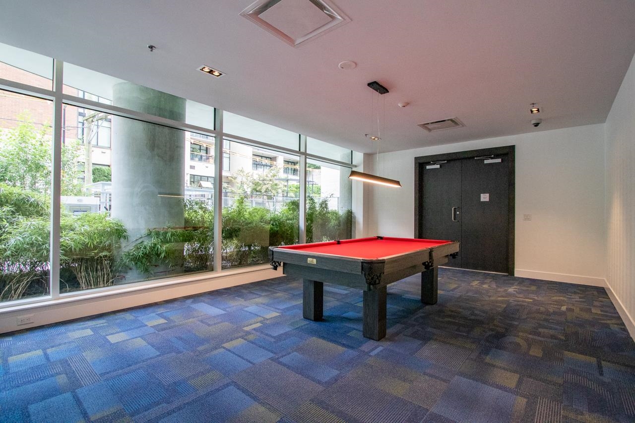 2304-1283 HOWE STREET, Vancouver, British Columbia, 3 Bedrooms Bedrooms, ,2 BathroomsBathrooms,Residential Attached,For Sale,R2784139
