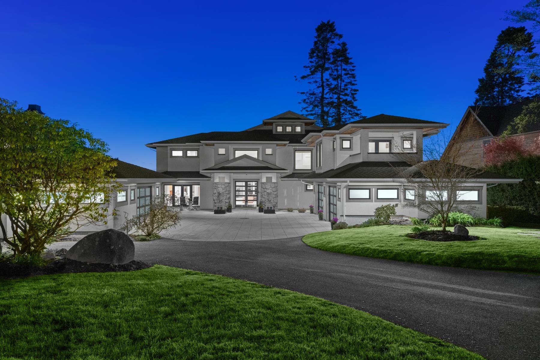 2729 CRESCENT DRIVE, Surrey, British Columbia V4A 3J9, 5 Bedrooms Bedrooms, ,7 BathroomsBathrooms,Residential Detached,For Sale,R2785972