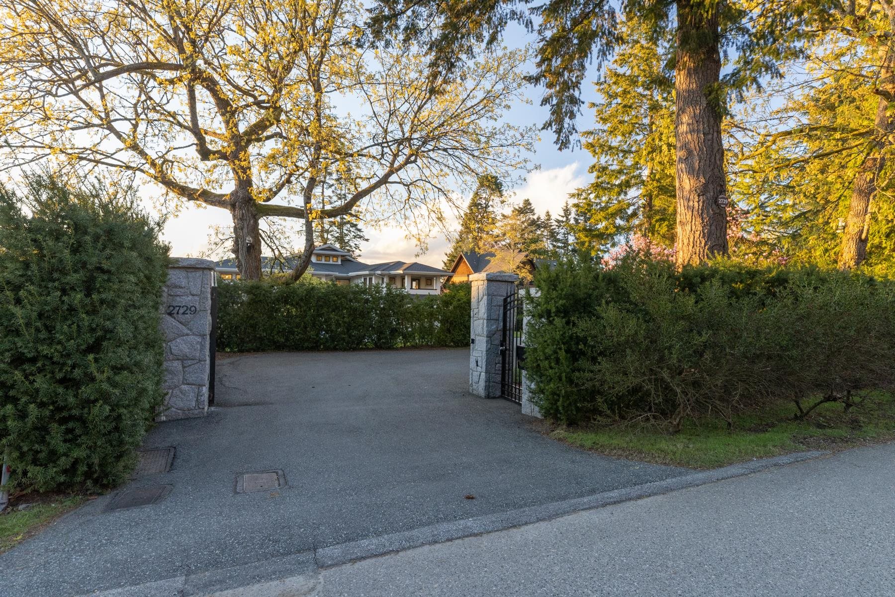2729 CRESCENT DRIVE, Surrey, British Columbia V4A 3J9, 5 Bedrooms Bedrooms, ,7 BathroomsBathrooms,Residential Detached,For Sale,R2785972