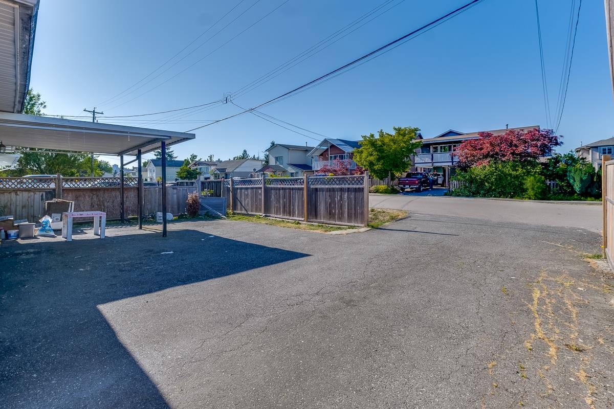 12778 114 AVENUE, Surrey, British Columbia, 3 Bedrooms Bedrooms, ,2 BathroomsBathrooms,Residential Detached,For Sale,R2786249