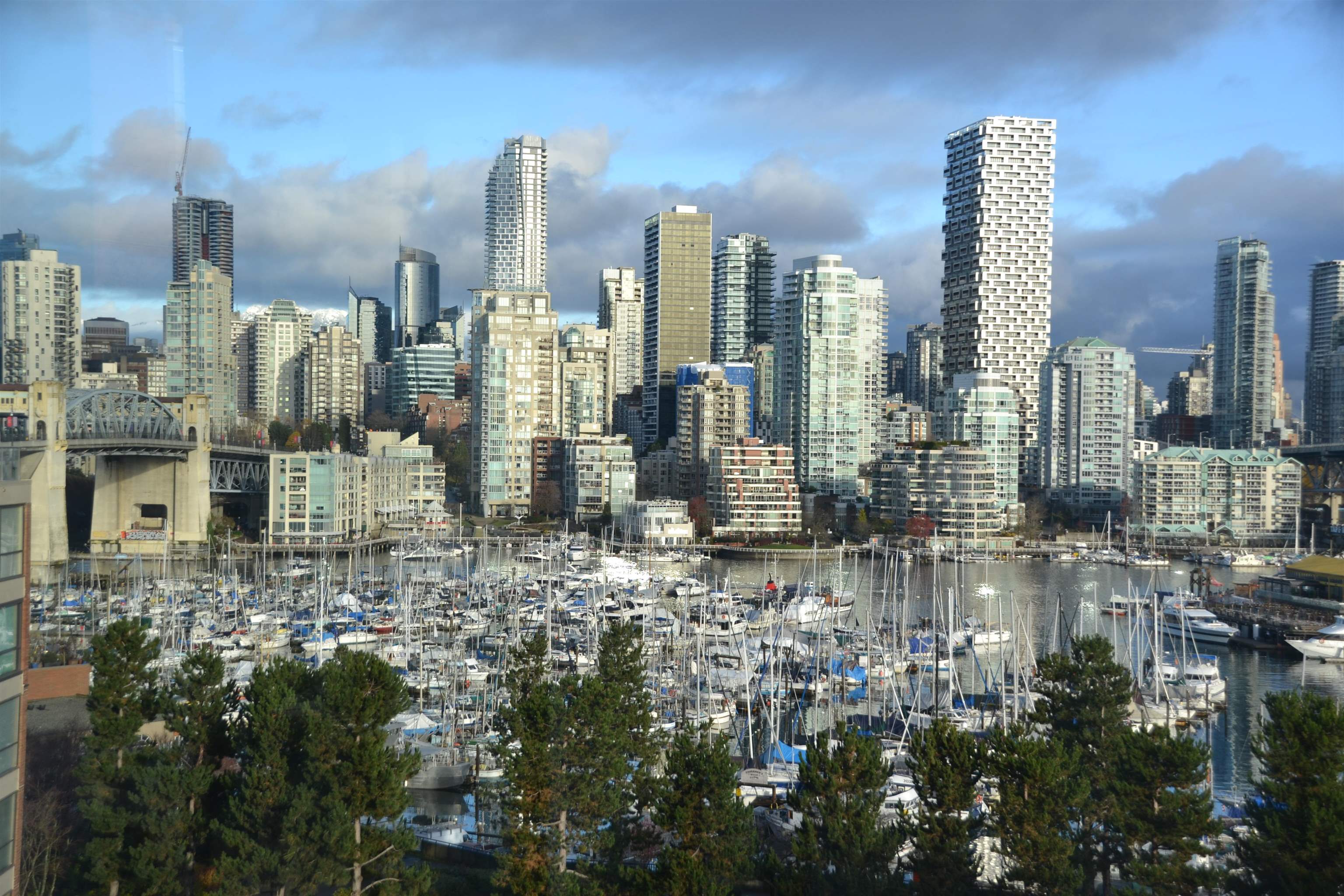 803-1470 PENNYFARTHING DRIVE, Vancouver, British Columbia, 2 Bedrooms Bedrooms, ,2 BathroomsBathrooms,Residential Attached,For Sale,R2786519