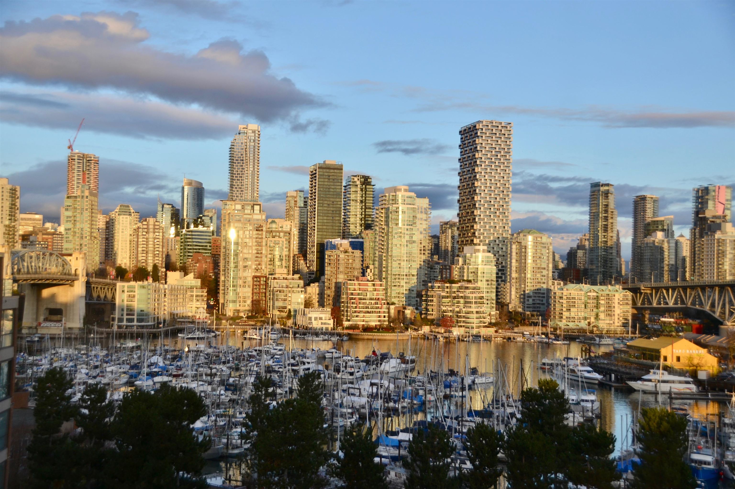 803-1470 PENNYFARTHING DRIVE, Vancouver, British Columbia, 2 Bedrooms Bedrooms, ,2 BathroomsBathrooms,Residential Attached,For Sale,R2786519