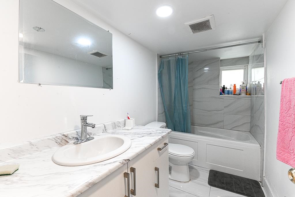 Michael Sung, 13906 68 AVENUE, Surrey, British Columbia, 11 Bedrooms, 7 Bathrooms, Residential Detached,For Sale ,R2786728