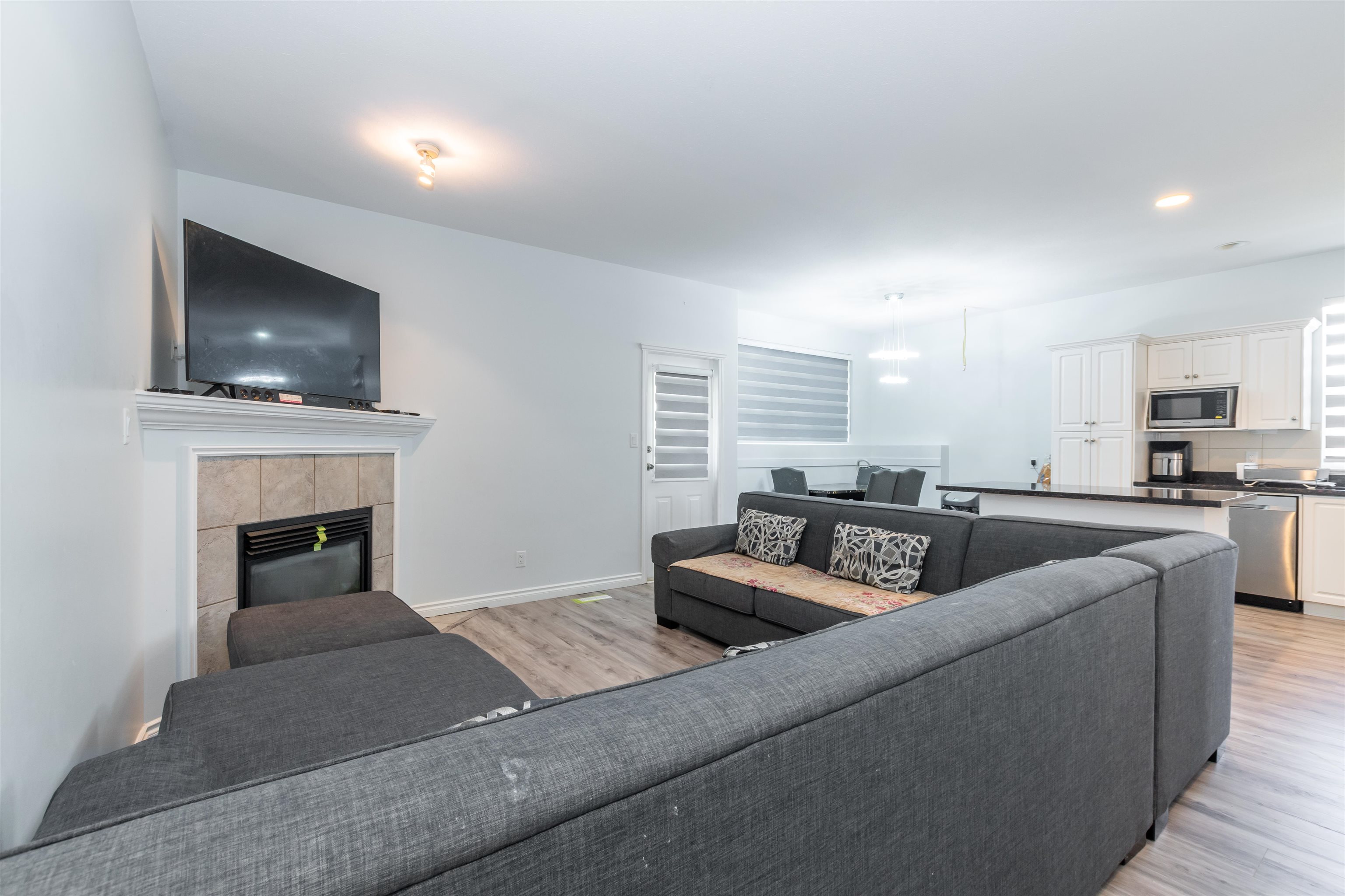 3395 PROMONTORY CRESCENT, Abbotsford, British Columbia, 5 Bedrooms Bedrooms, ,3 BathroomsBathrooms,Residential Detached,For Sale,R2786937