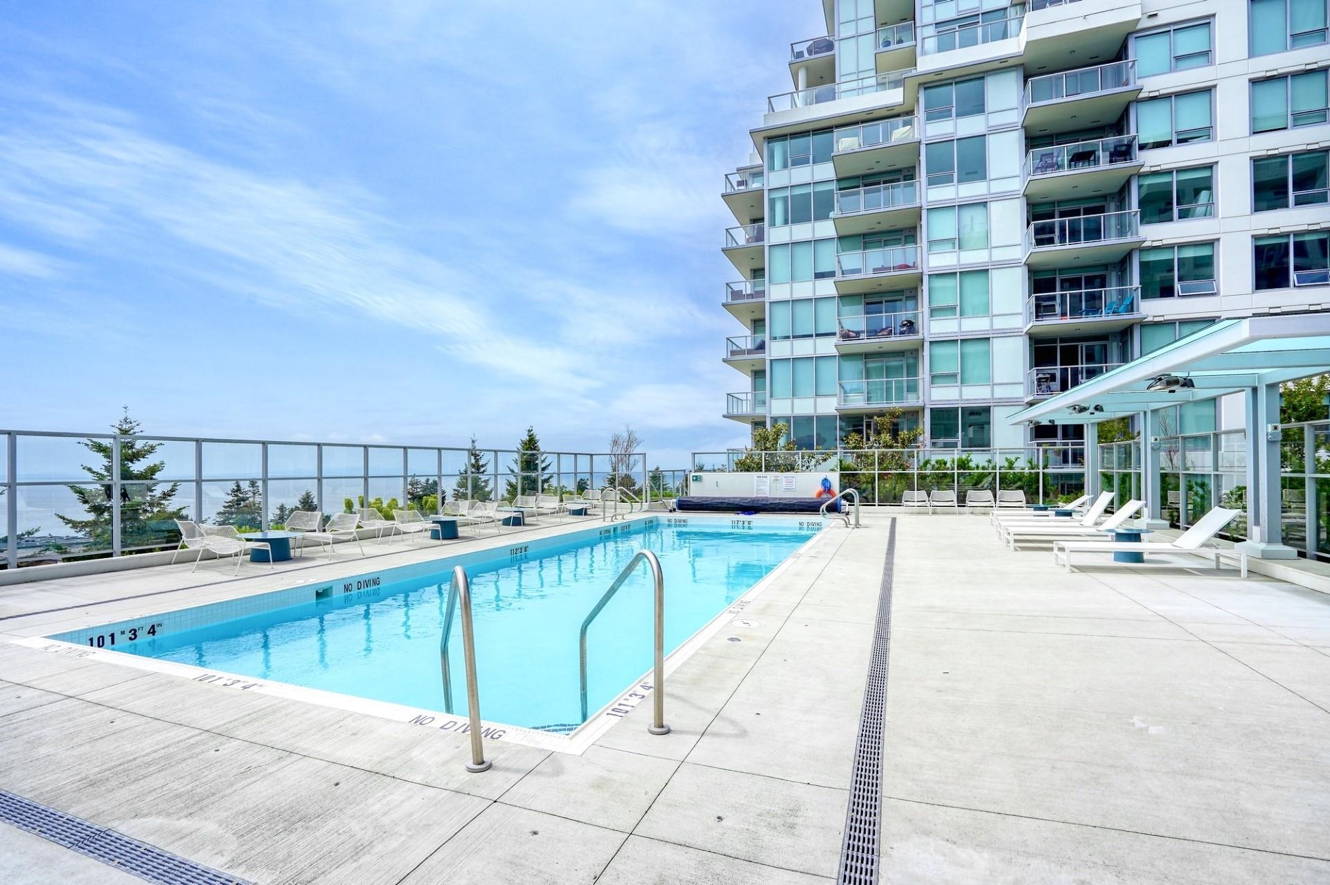 1107-15165 THRIFT AVENUE, White Rock, British Columbia, 2 Bedrooms Bedrooms, ,2 BathroomsBathrooms,Residential Attached,For Sale,R2787471