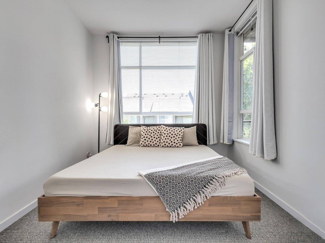 Wilson Lam Realtor, 401-10788 139 STREET, Surrey, British Columbia V3T 0A6, 1 Bedroom, 1 Bathroom, Residential Attached,For Sale ,R2788427