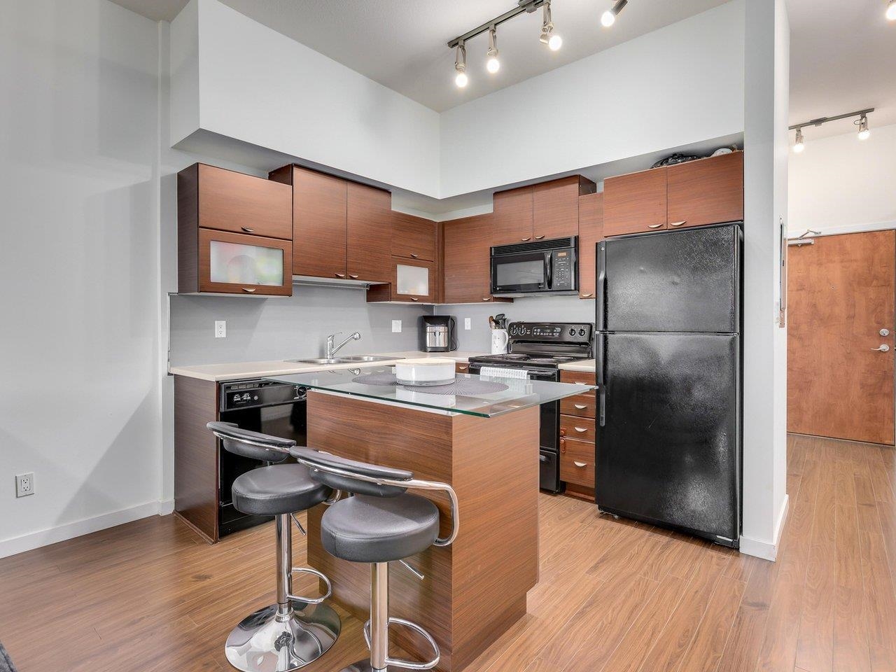 Wilson Lam Realtor, 401-10788 139 STREET, Surrey, British Columbia V3T 0A6, 1 Bedroom, 1 Bathroom, Residential Attached,For Sale ,R2788427
