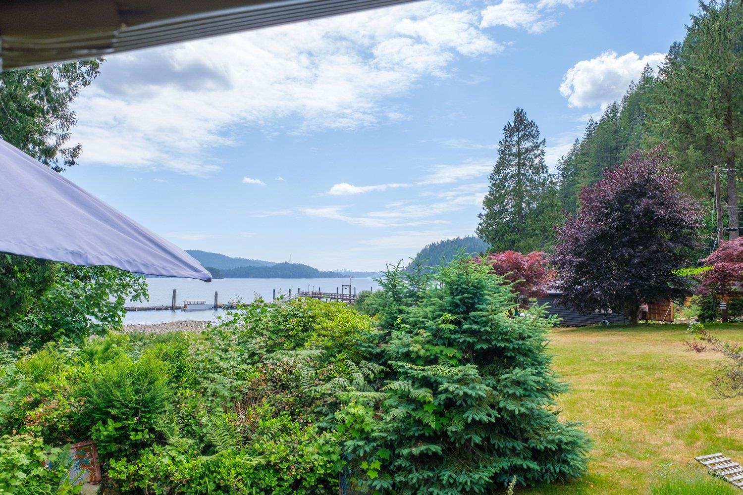 26 BRIGHTON BEACH, North Vancouver, British Columbia, 3 Bedrooms Bedrooms, ,2 BathroomsBathrooms,Residential Detached,For Sale,R2788952