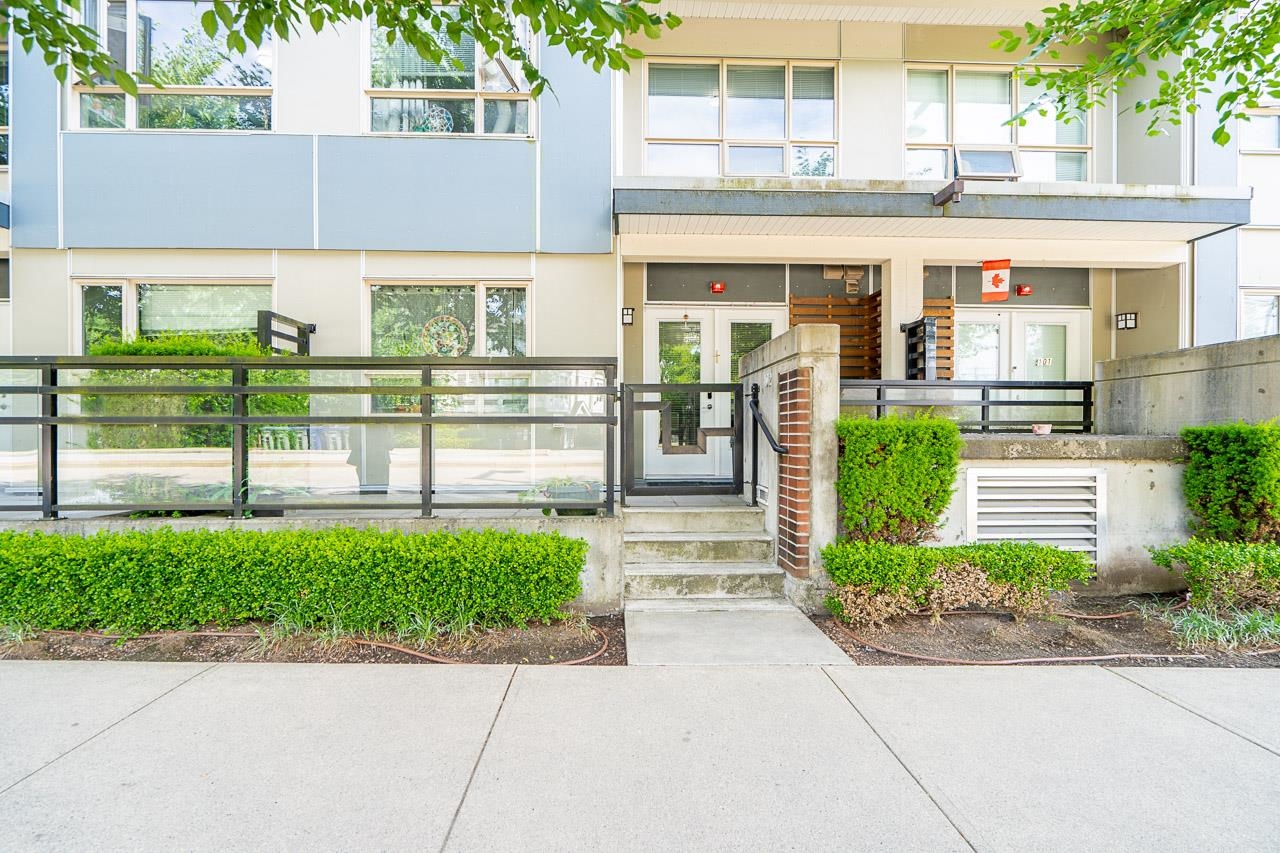 Wilson Lam Realtor, 102-13228 OLD YALE ROAD, Surrey, British Columbia V3T 0K3, 2 Bedrooms, 3 Bathrooms, Residential Attached,For Sale ,R2788955