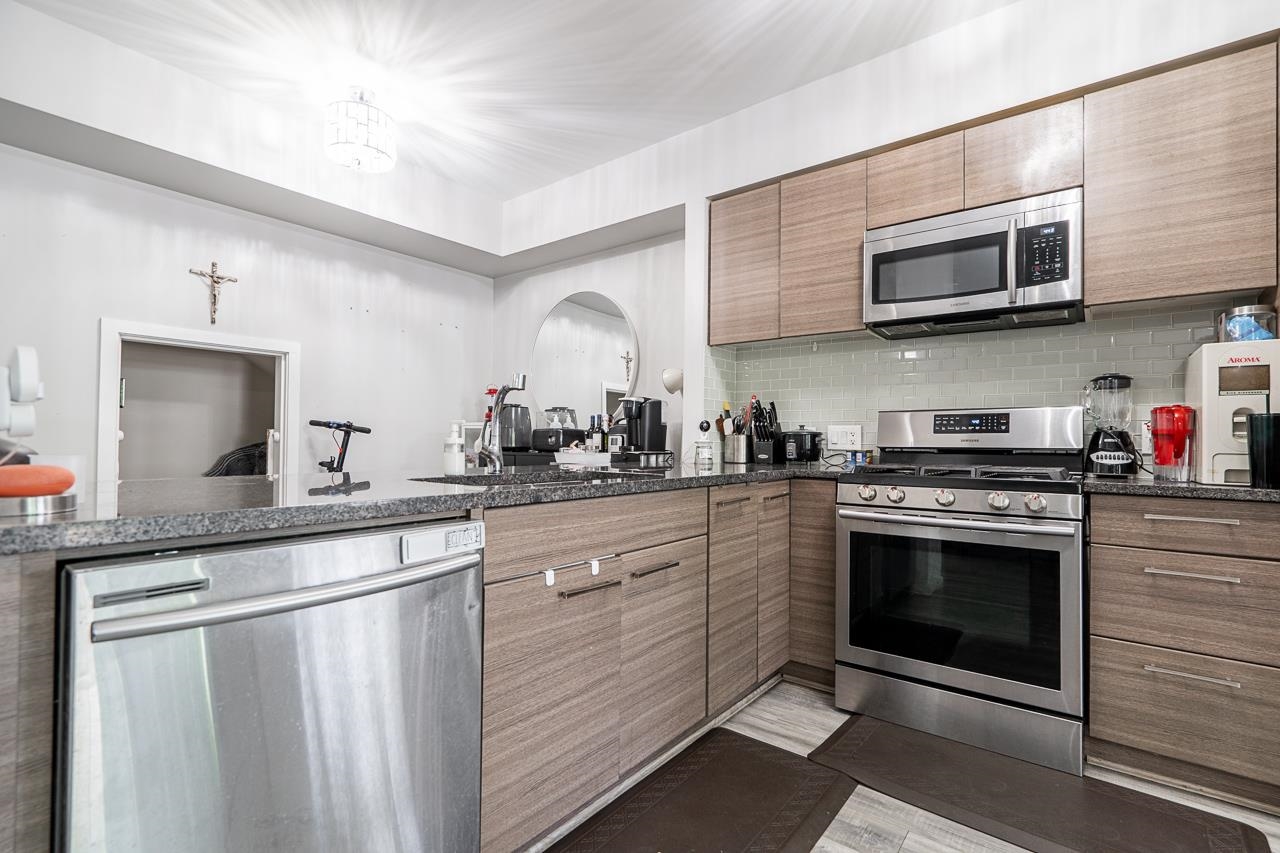 Wilson Lam Realtor, 102-13228 OLD YALE ROAD, Surrey, British Columbia V3T 0K3, 2 Bedrooms, 3 Bathrooms, Residential Attached,For Sale ,R2788955