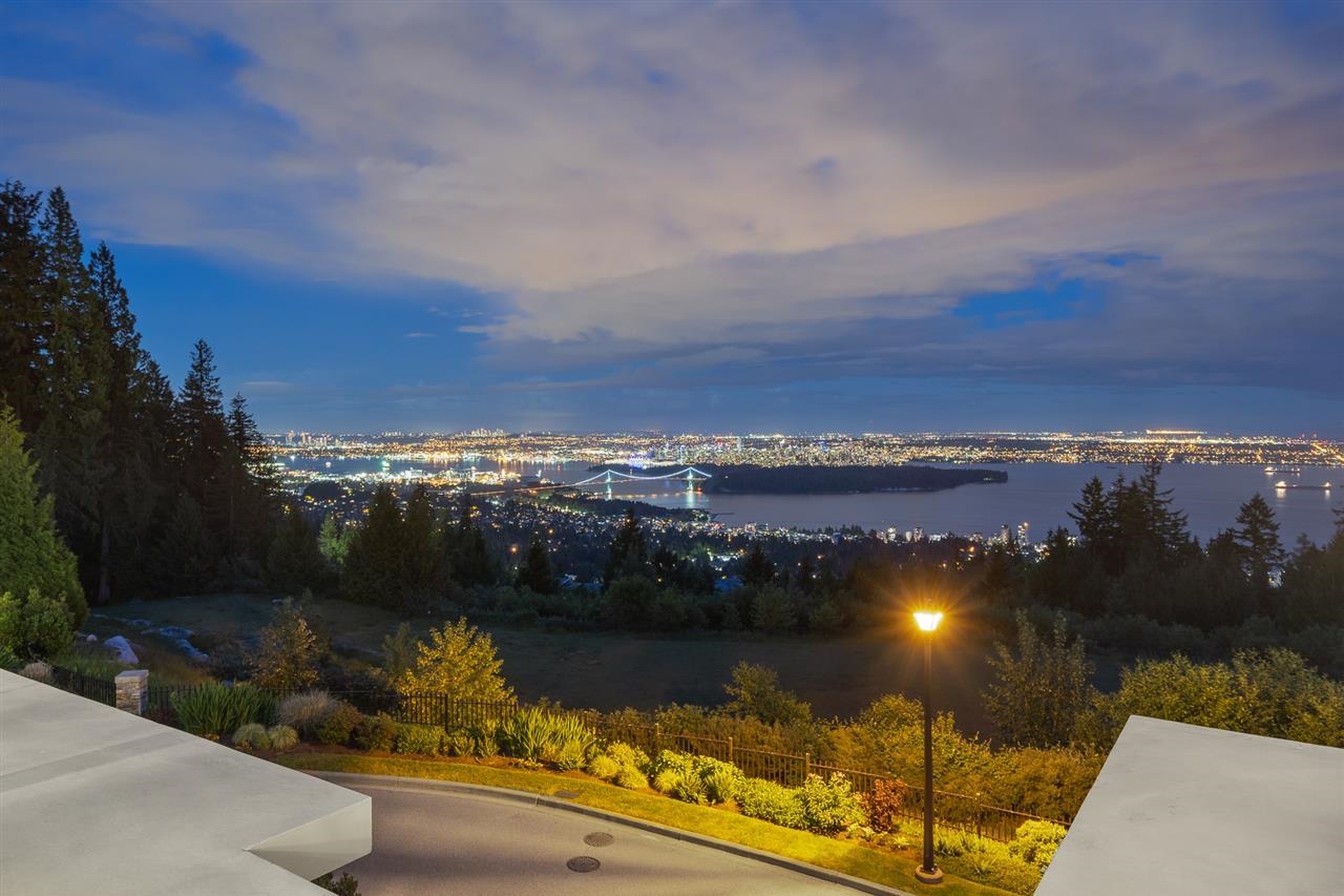 302-2275 TWIN CREEK PLACE, West Vancouver, British Columbia, 3 Bedrooms Bedrooms, ,4 BathroomsBathrooms,Residential Attached,For Sale,R2789002
