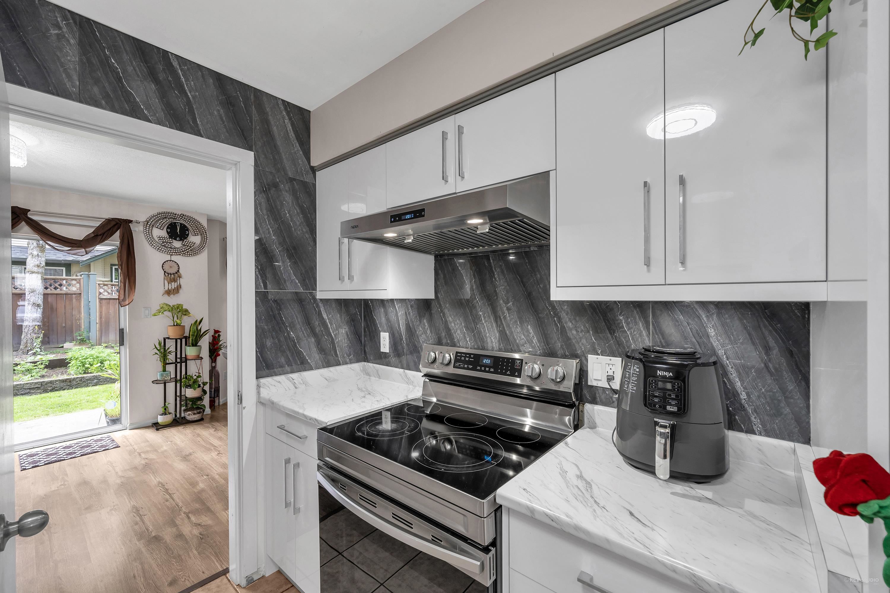 Wilson Lam Realtor, 107-8655 KING GEORGE BOULEVARD, Surrey, British Columbia V3W 5C4, 3 Bedrooms, 3 Bathrooms, Residential Attached,For Sale ,R2789683