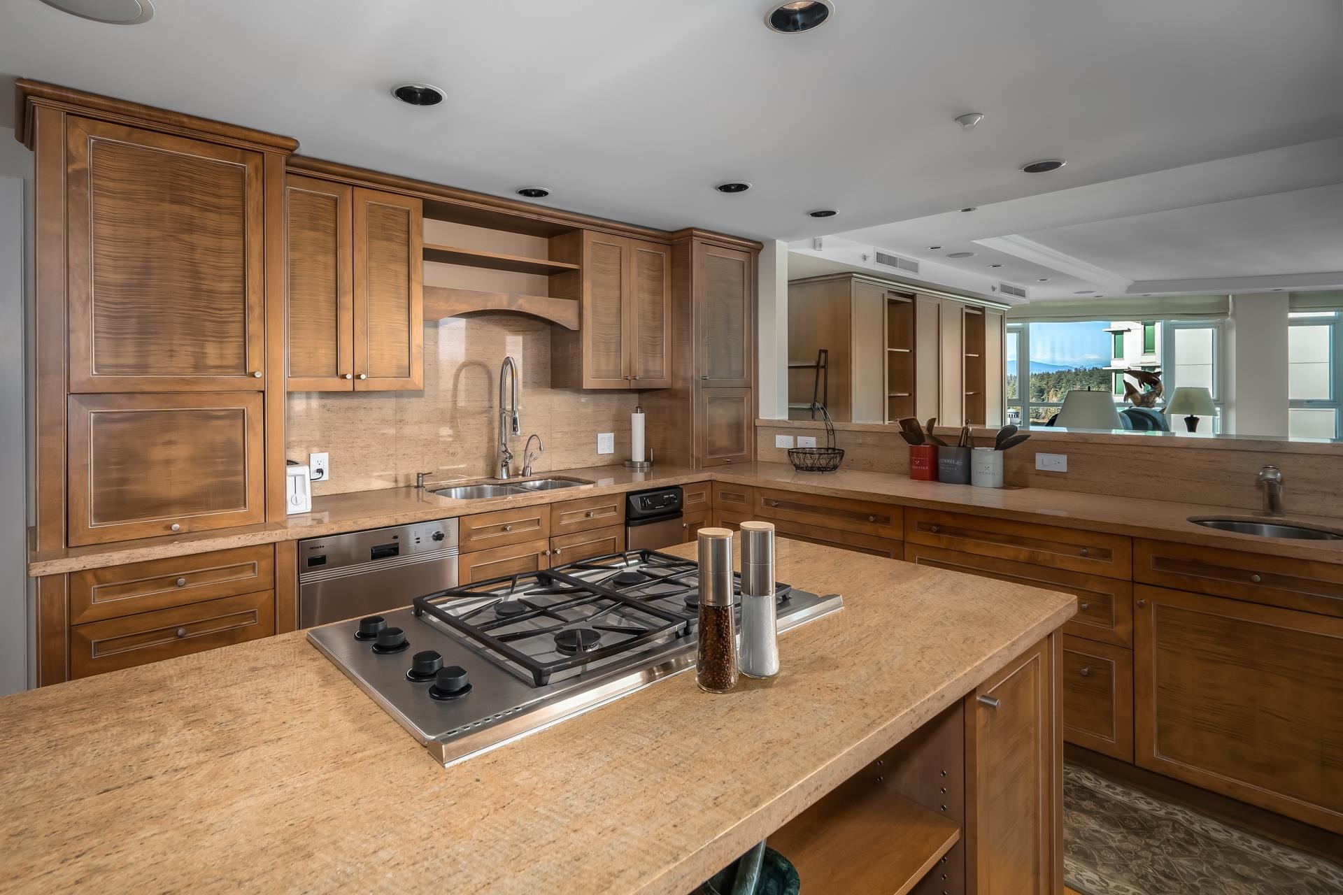 PH13-1717 BAYSHORE DRIVE, Vancouver, British Columbia, 2 Bedrooms Bedrooms, ,3 BathroomsBathrooms,Residential Attached,For Sale,R2790190