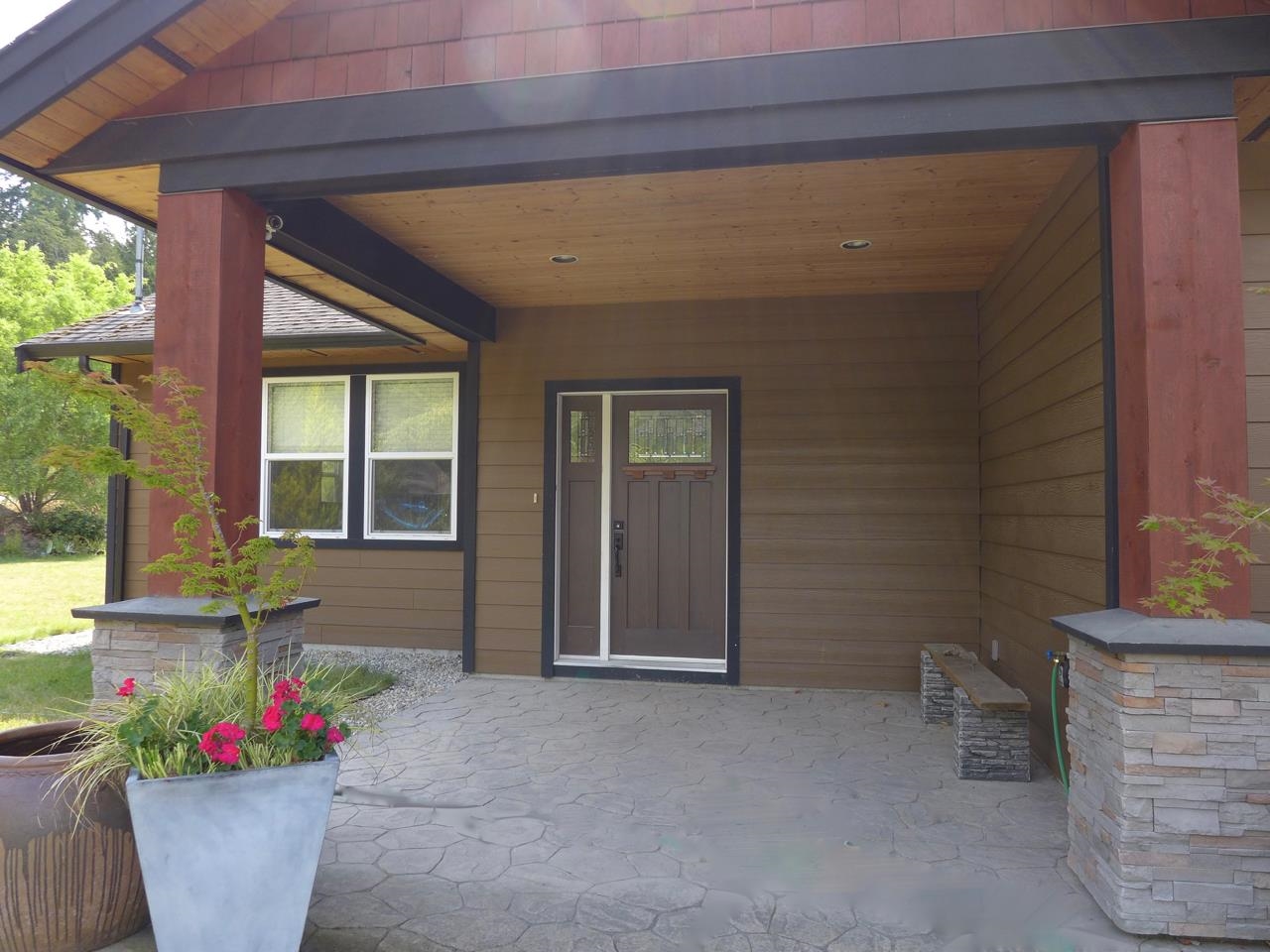 5405 YEW ROAD, Sechelt, British Columbia, 3 Bedrooms Bedrooms, ,4 BathroomsBathrooms,Residential Detached,For Sale,R2790525