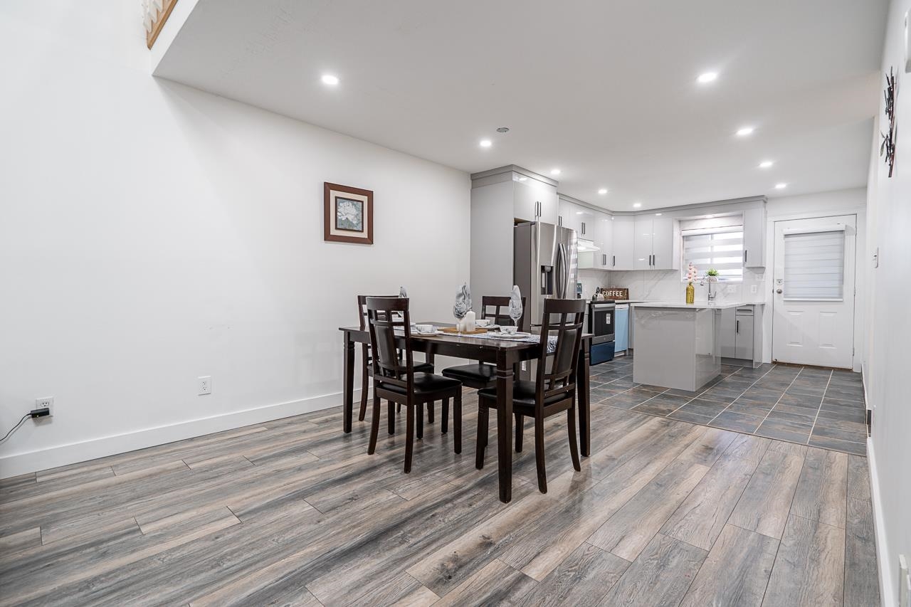Wilson Lam Realtor, 206-7837 120A STREET, Surrey, British Columbia V3W 0W9, 3 Bedrooms, 2 Bathrooms, Residential Attached,For Sale ,R2791051