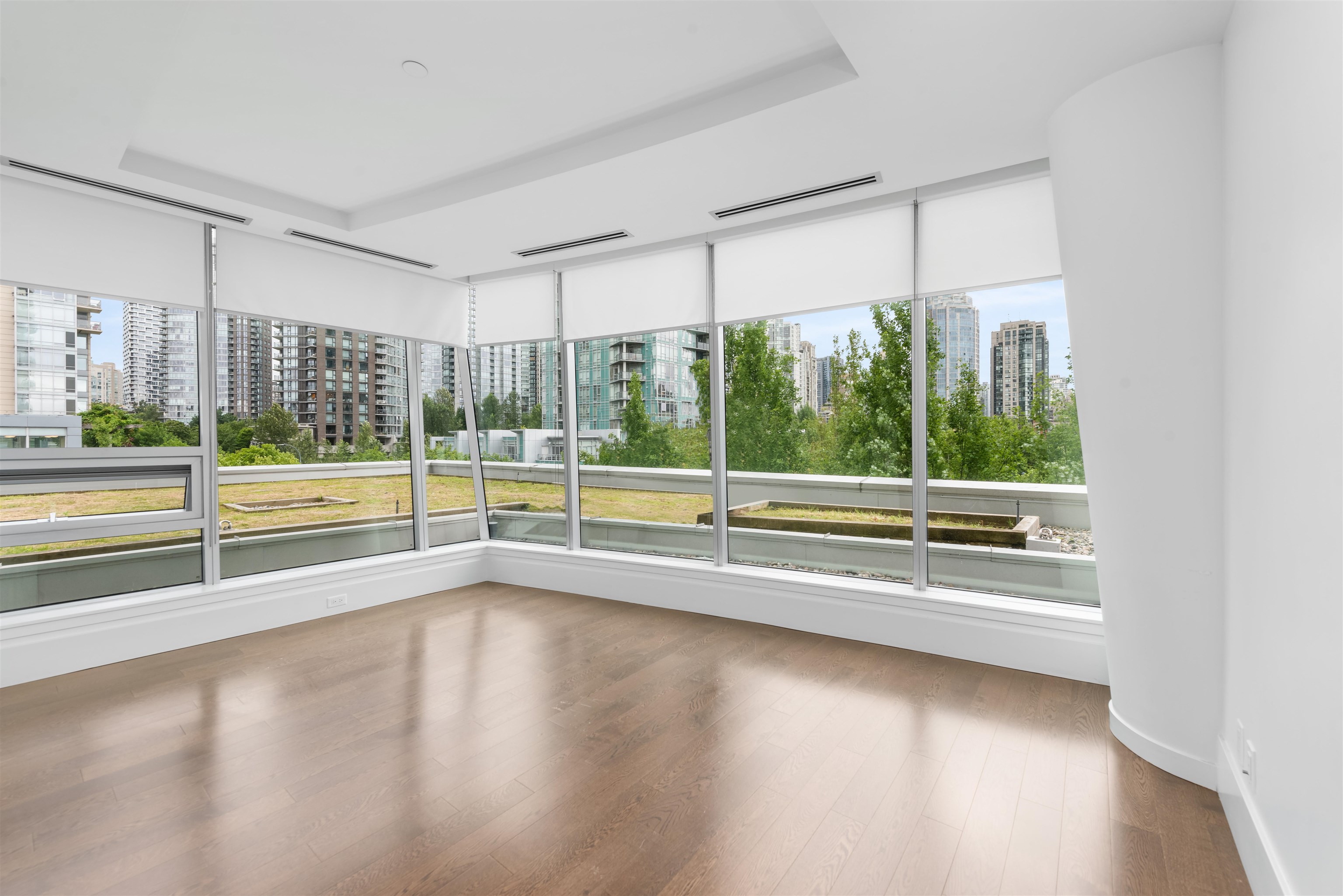 502-1560 HOMER MEWS, Vancouver, British Columbia Apartment/Condo, 3 Bedrooms, 3 Bathrooms, Residential Attached,For Sale, MLS-R2791318