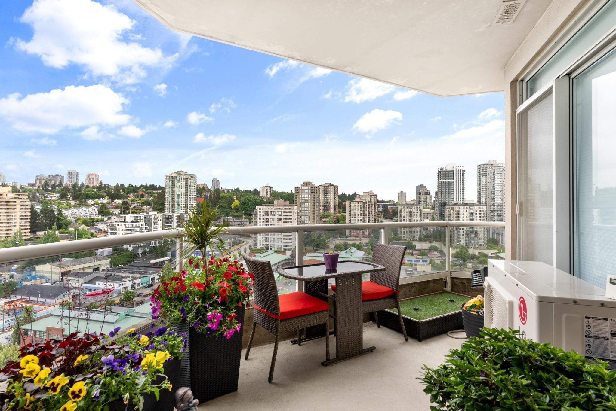 1903-1185 QUAYSIDE DRIVE, New Westminster, British Columbia Apartment/Condo, 3 Bedrooms, 2 Bathrooms, Residential Attached,For Sale, MLS-R2791579, Richmond Condo for Sale