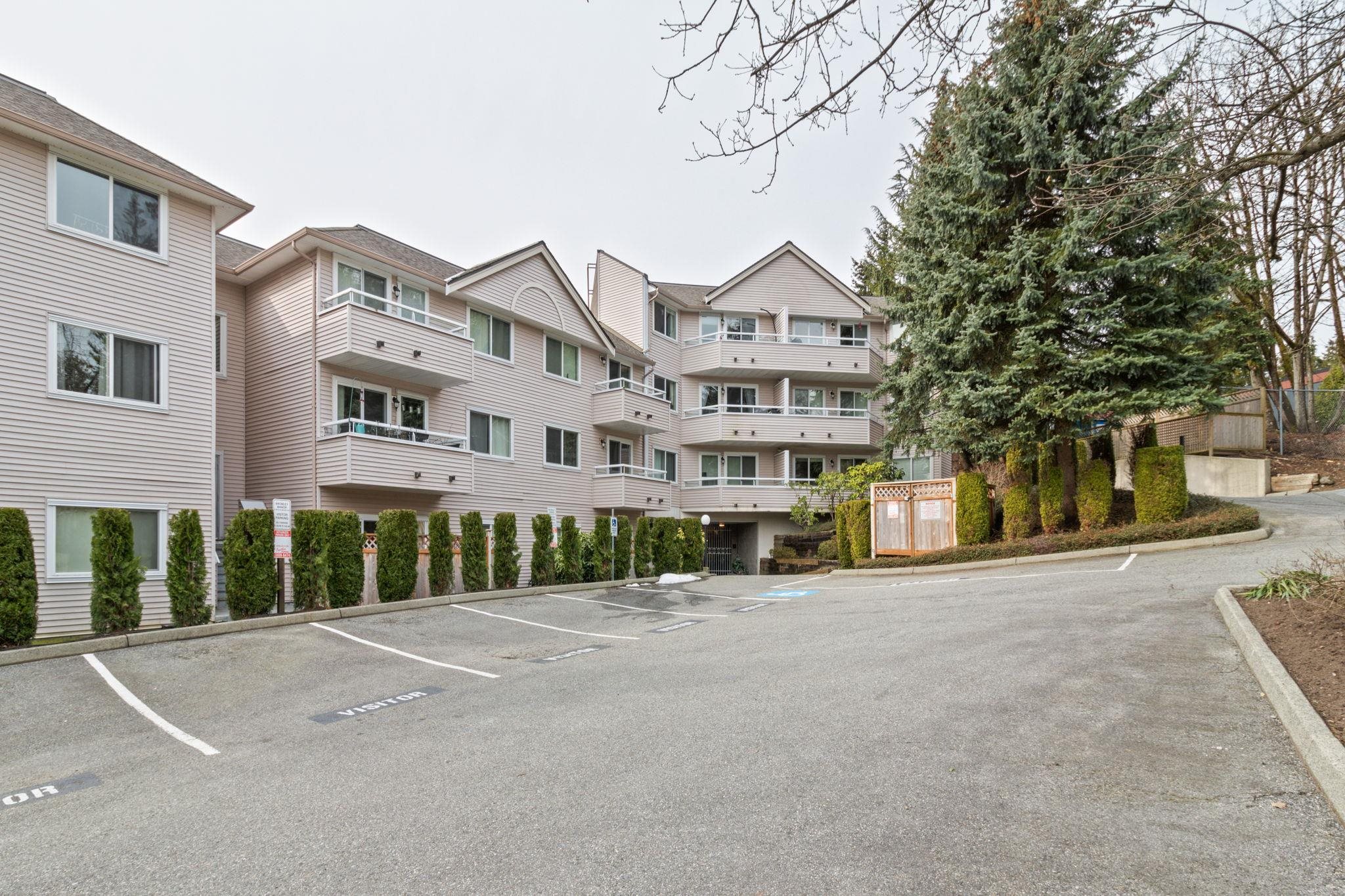 Coquitlam East Apartment/Condo for sale:  1 bedroom 694 sq.ft. (Listed 2023-06-22)