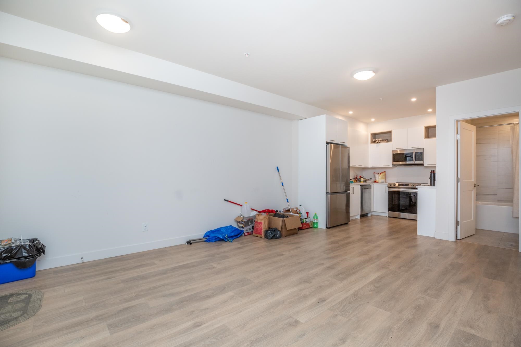Michael Sung, 38-1419 MCCALLUM ROAD, Abbotsford, British Columbia, 2 Bedrooms, 2 Bathrooms, Residential Attached,For Sale ,R2791695
