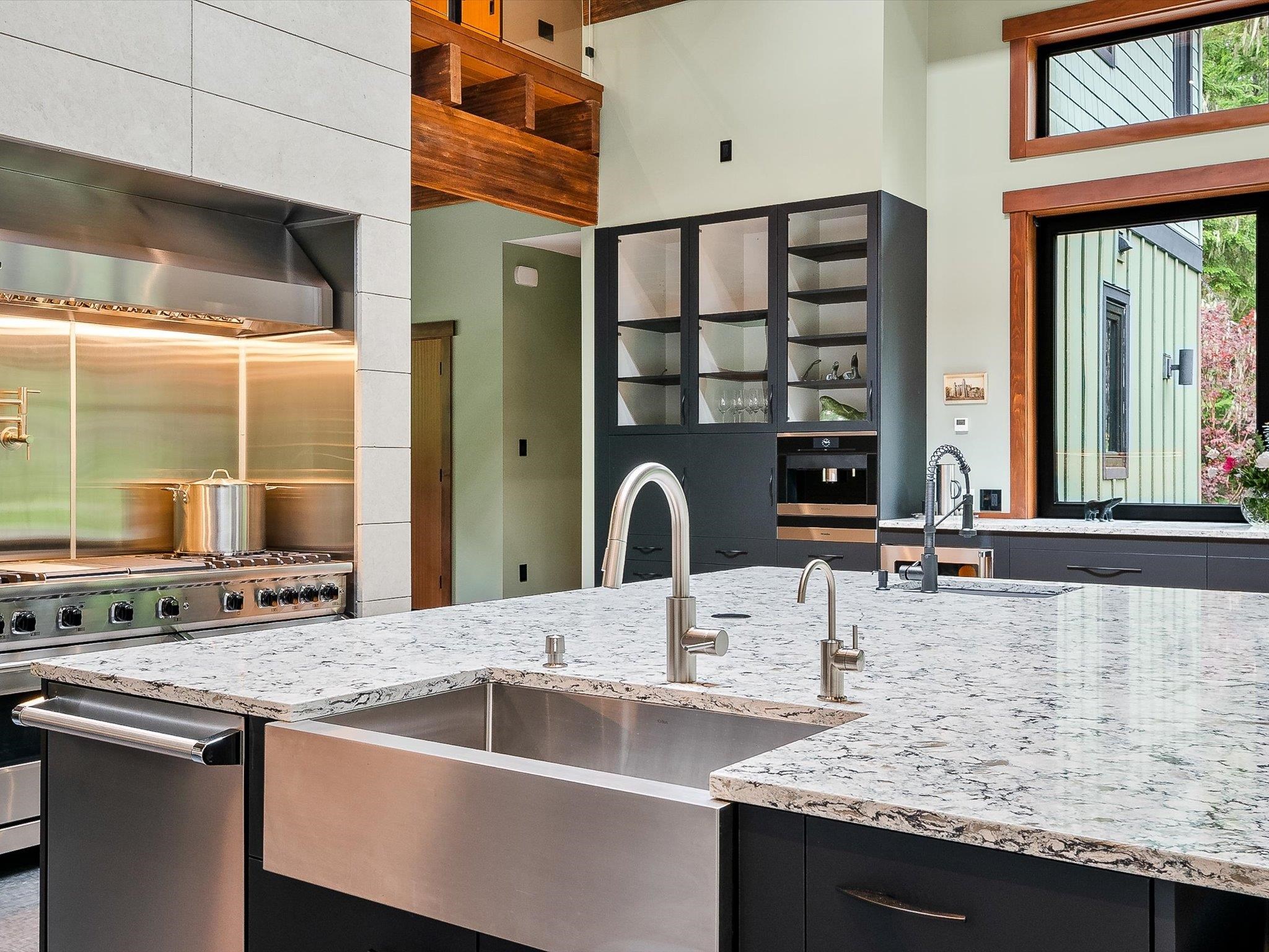 Michael Sung, 9036 RIVERSIDE DRIVE, Whistler, British Columbia, 4 Bedrooms, 5 Bathrooms, Residential Detached,For Sale ,R2791711