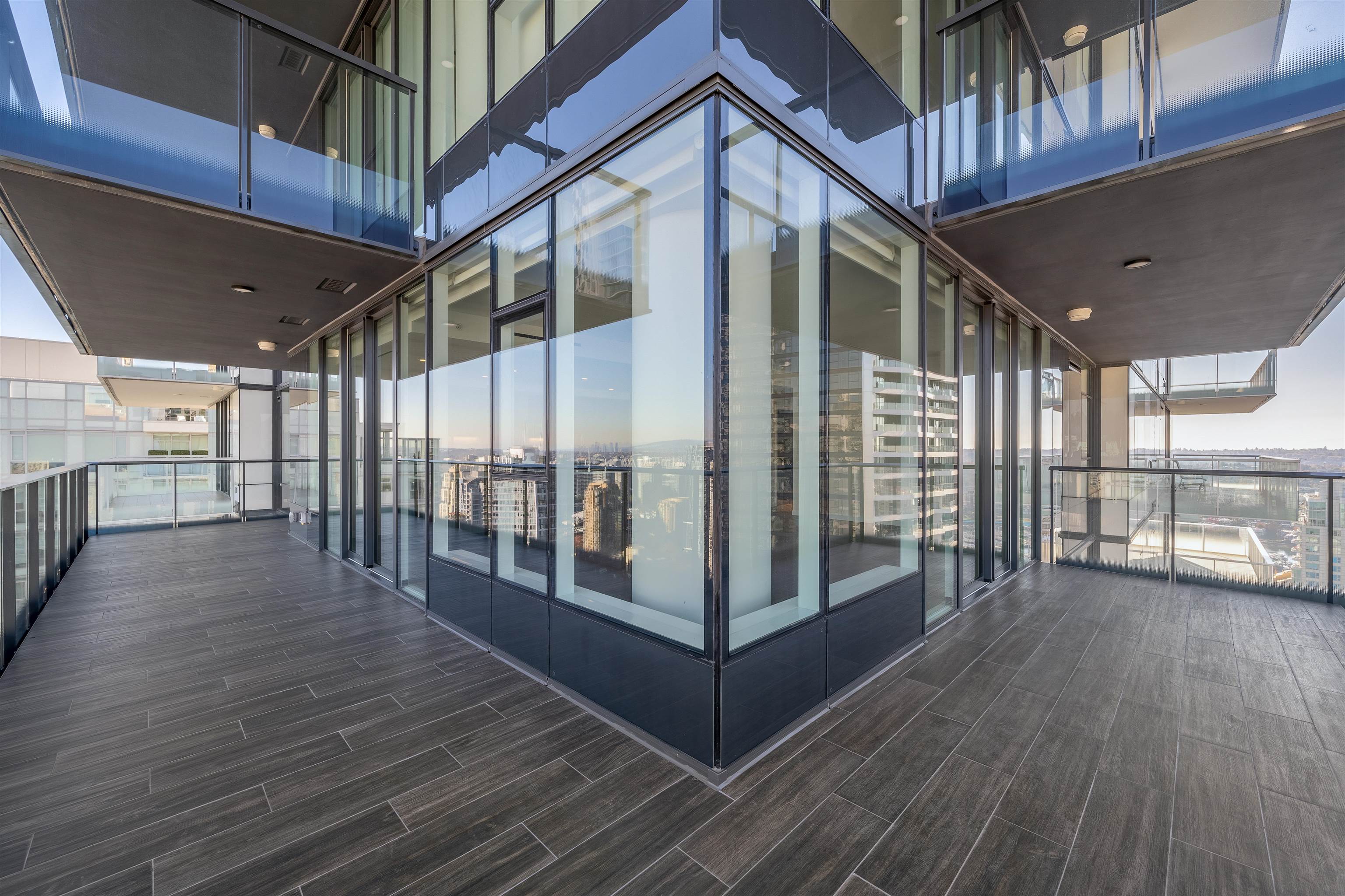 Wilson Lam Realtor, 3201-1335 HOWE STREET, Vancouver, British Columbia V6H 0H1, 3 Bedrooms, 3 Bathrooms, Residential Attached,For Sale ,R2792201