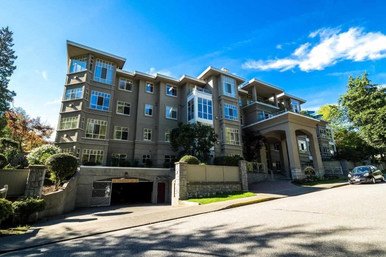 Roche Point Apartment/Condo for sale:  2 bedroom 895 sq.ft. (Listed 2023-07-31)