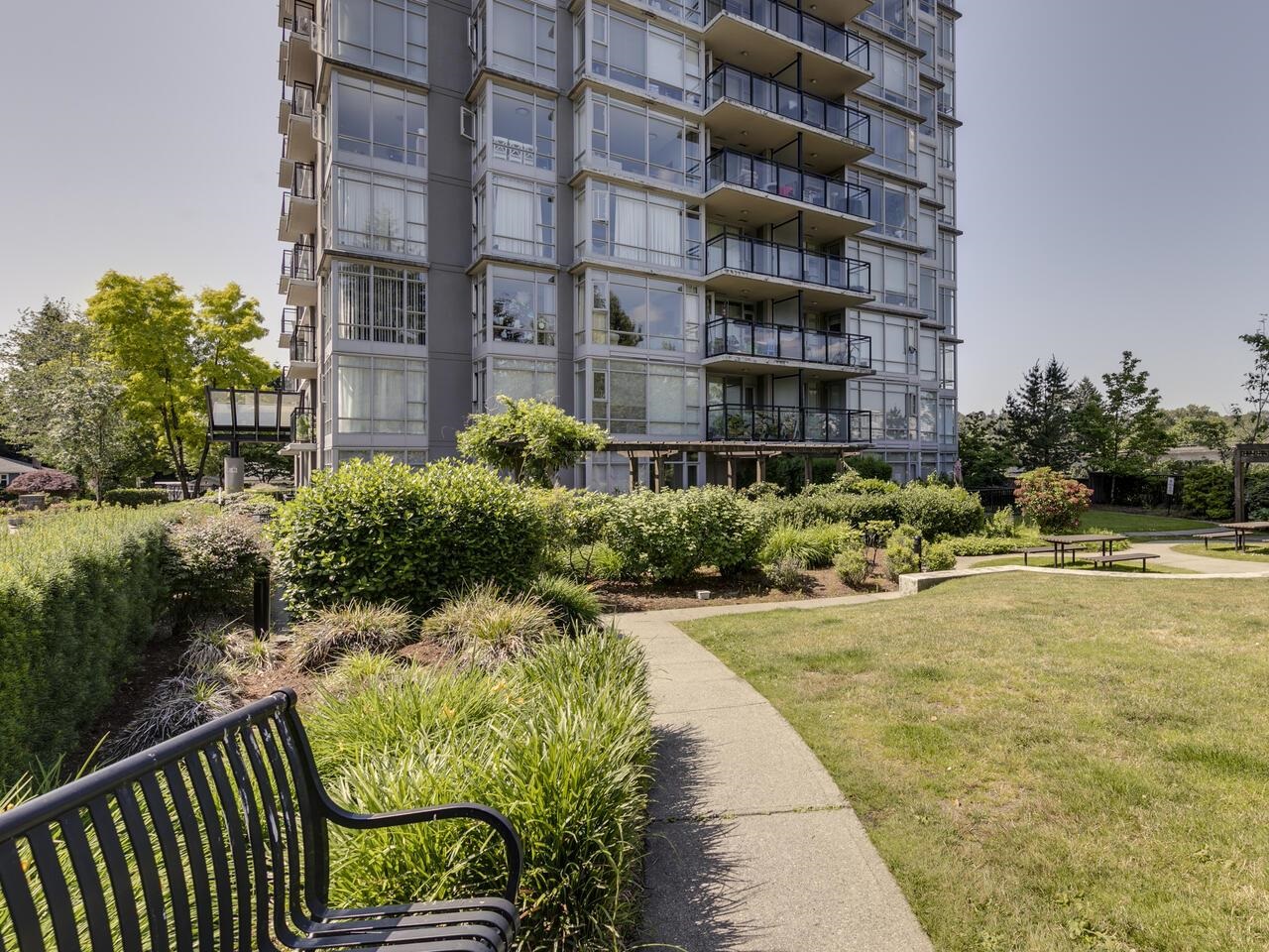 1602-555 DELESTRE AVENUE, Coquitlam, British Columbia, 2 Bedrooms Bedrooms, ,1 BathroomBathrooms,Residential Attached,For Sale,R2798672