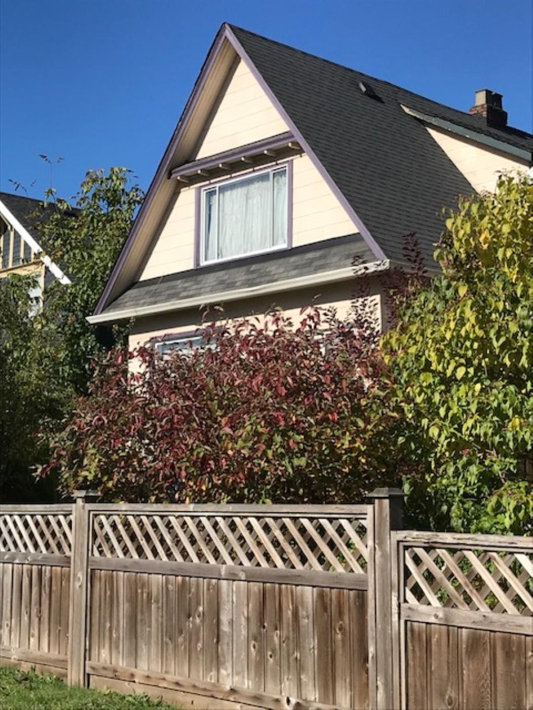 1335 12TH AVENUE, Vancouver, British Columbia V5N 2A1, 7 Bedrooms Bedrooms, ,2 BathroomsBathrooms,Residential Detached,For Sale,R2799007