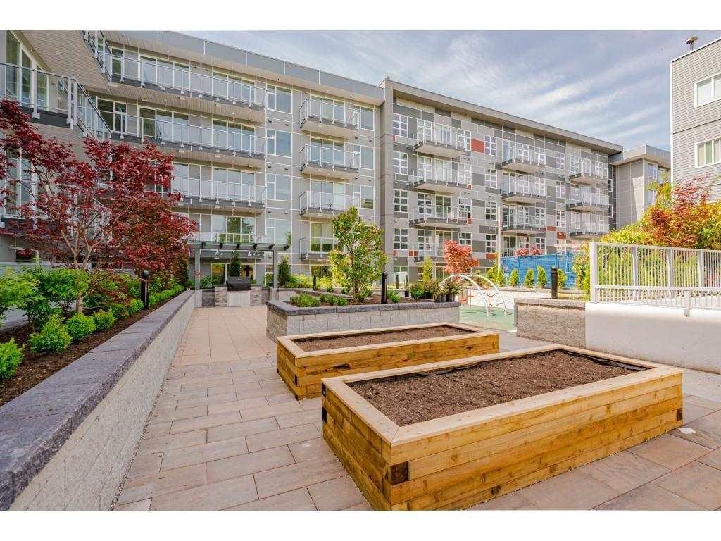 124-10838 WHALLEY BOULEVARD, Surrey, British Columbia, 2 Bedrooms Bedrooms, ,2 BathroomsBathrooms,Residential Attached,For Sale,R2799037