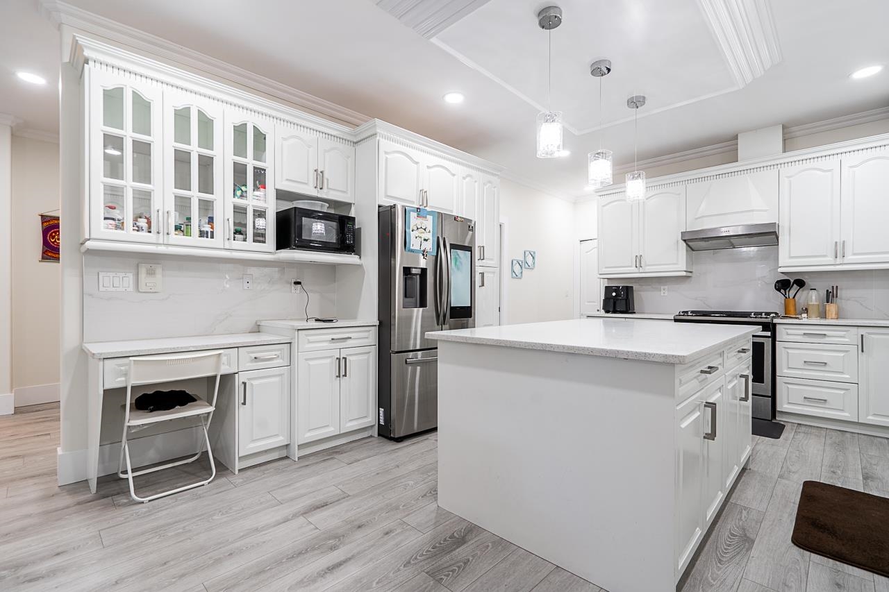 Wilson Lam Realtor, 10527 170A STREET, Surrey, British Columbia V4N 5H8, 7 Bedrooms, 5 Bathrooms, Residential Detached,For Sale ,R2799989