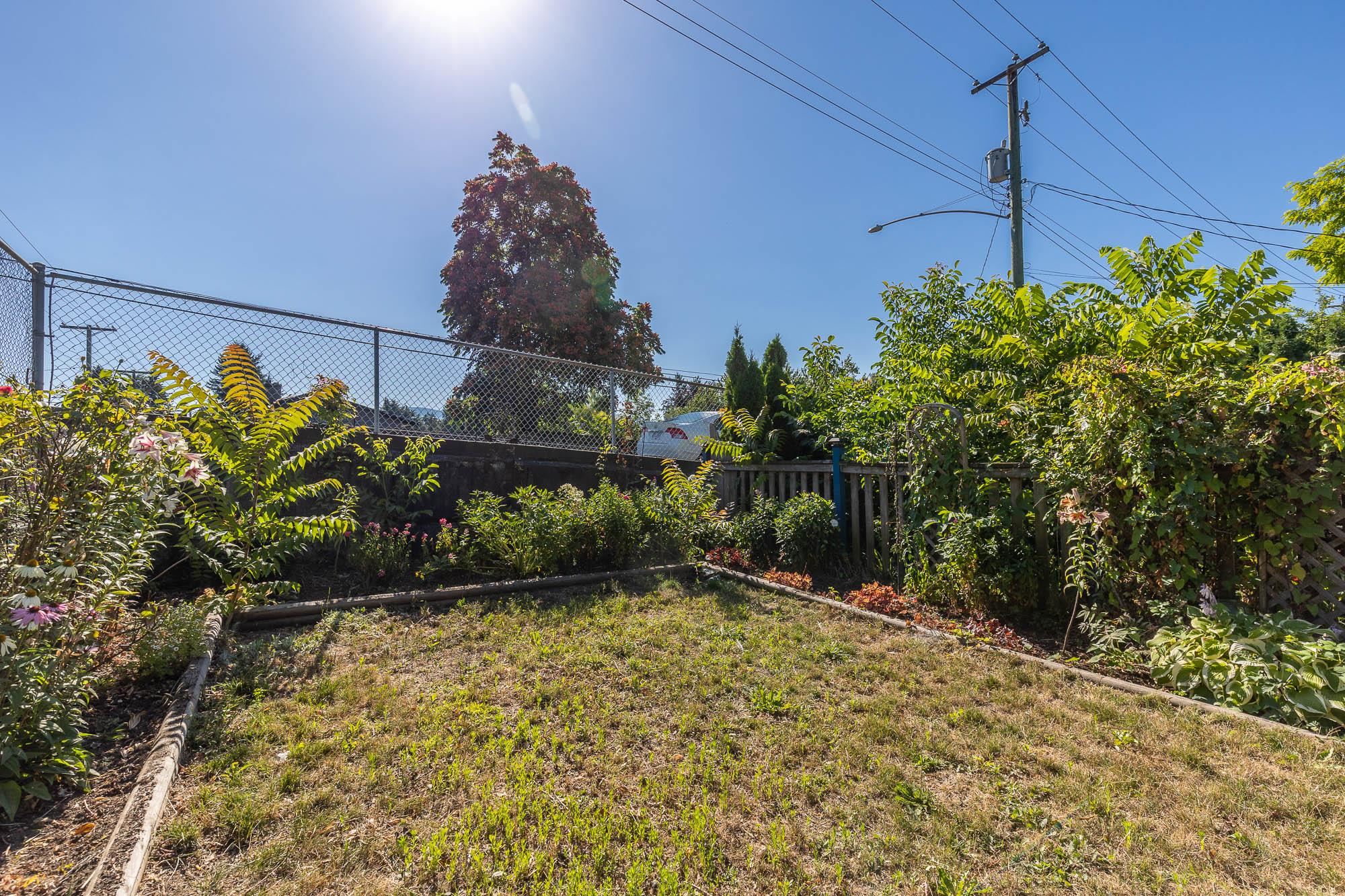 7391 STAVE LAKE STREET, Mission, British Columbia House/Single Family, 3 Bedrooms, 1 Bathroom, Residential Detached,For Sale, MLS-R2800062