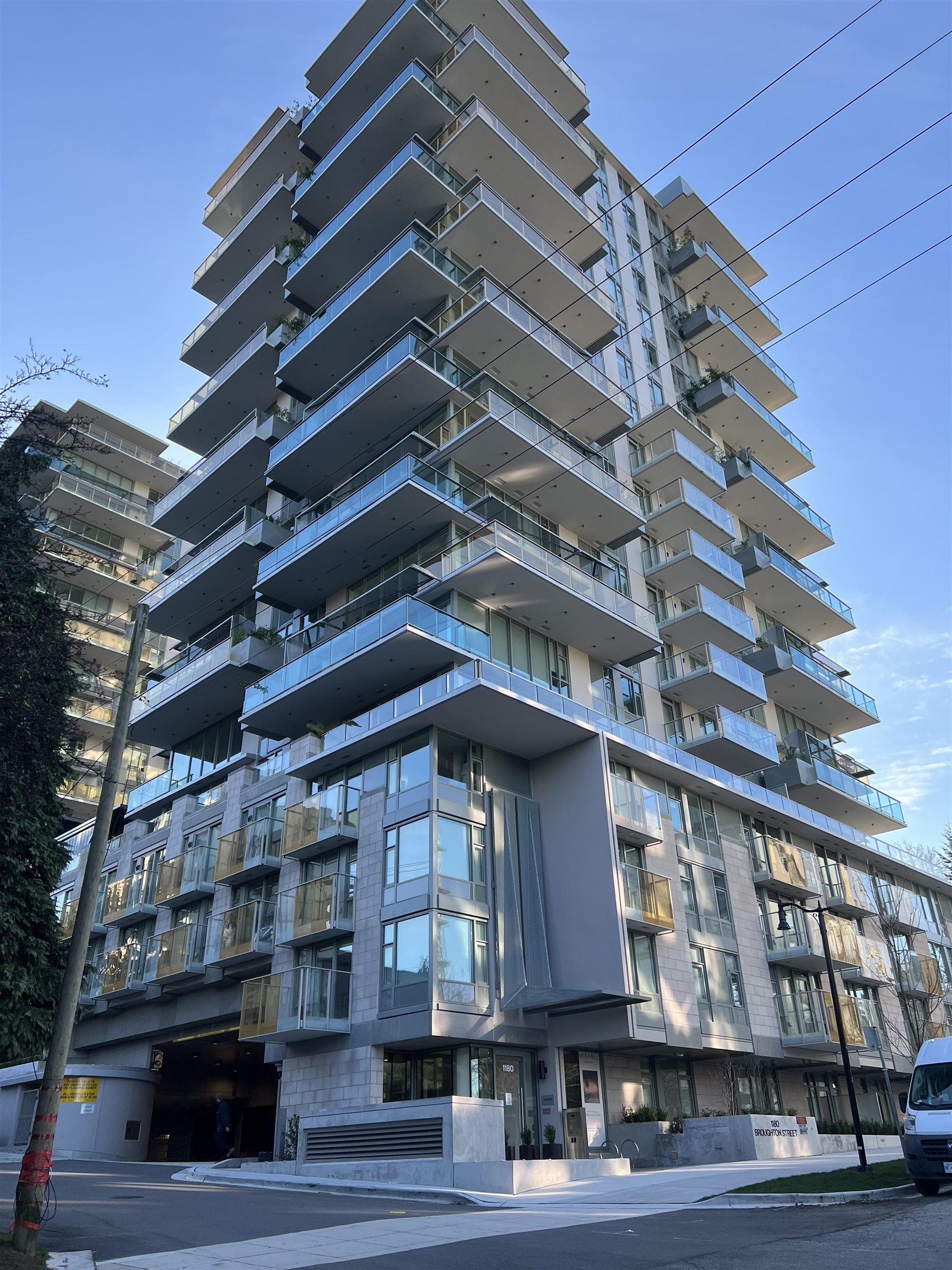 706-1180 BROUGHTON STREET, Vancouver, British Columbia V6G 2B1, 1 Bedroom Bedrooms, ,1 BathroomBathrooms,Residential Attached,For Sale,R2800168