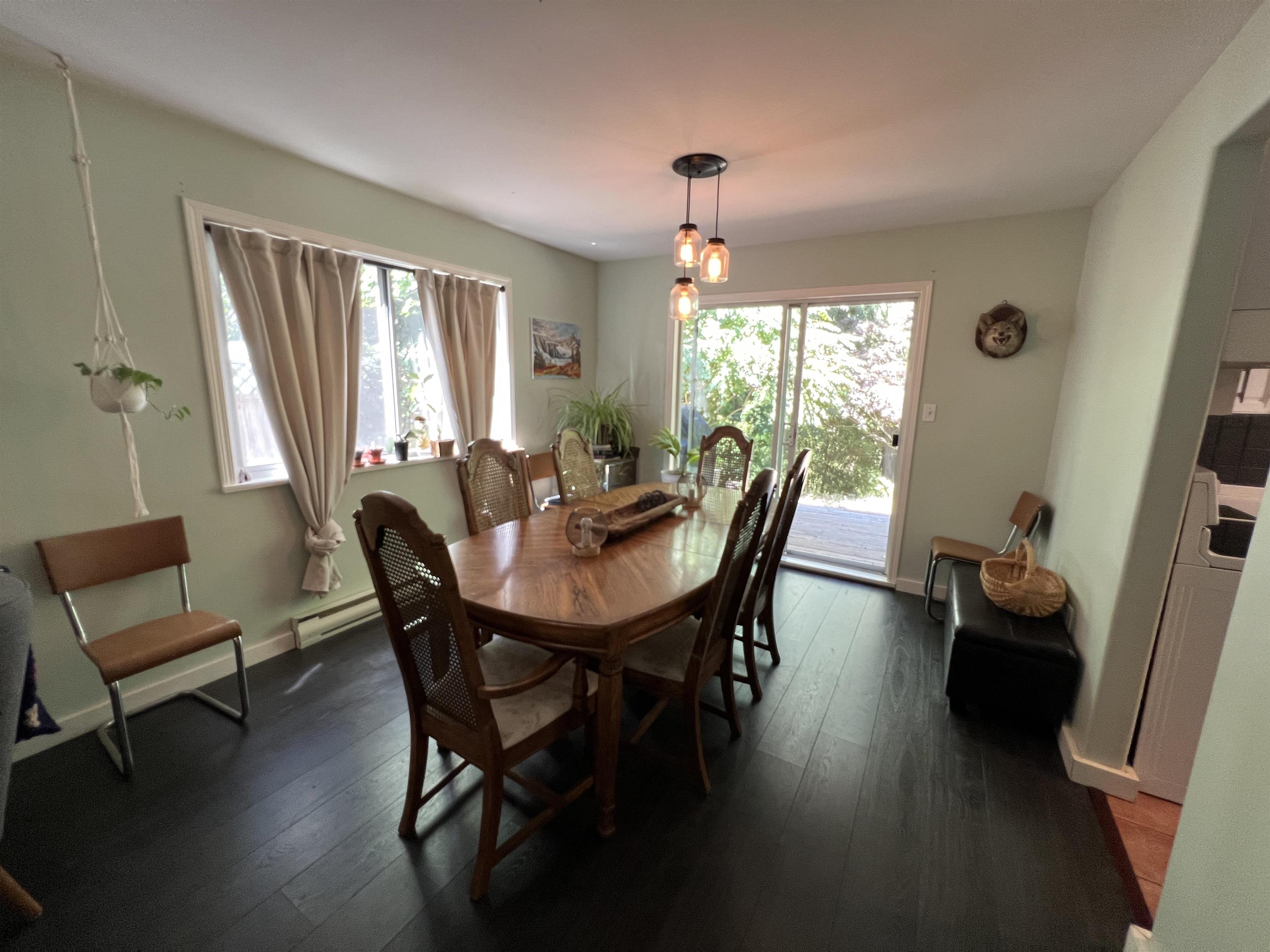5848 MARINE WAY, Sechelt, British Columbia, 3 Bedrooms Bedrooms, ,3 BathroomsBathrooms,Residential Detached,For Sale,R2800230
