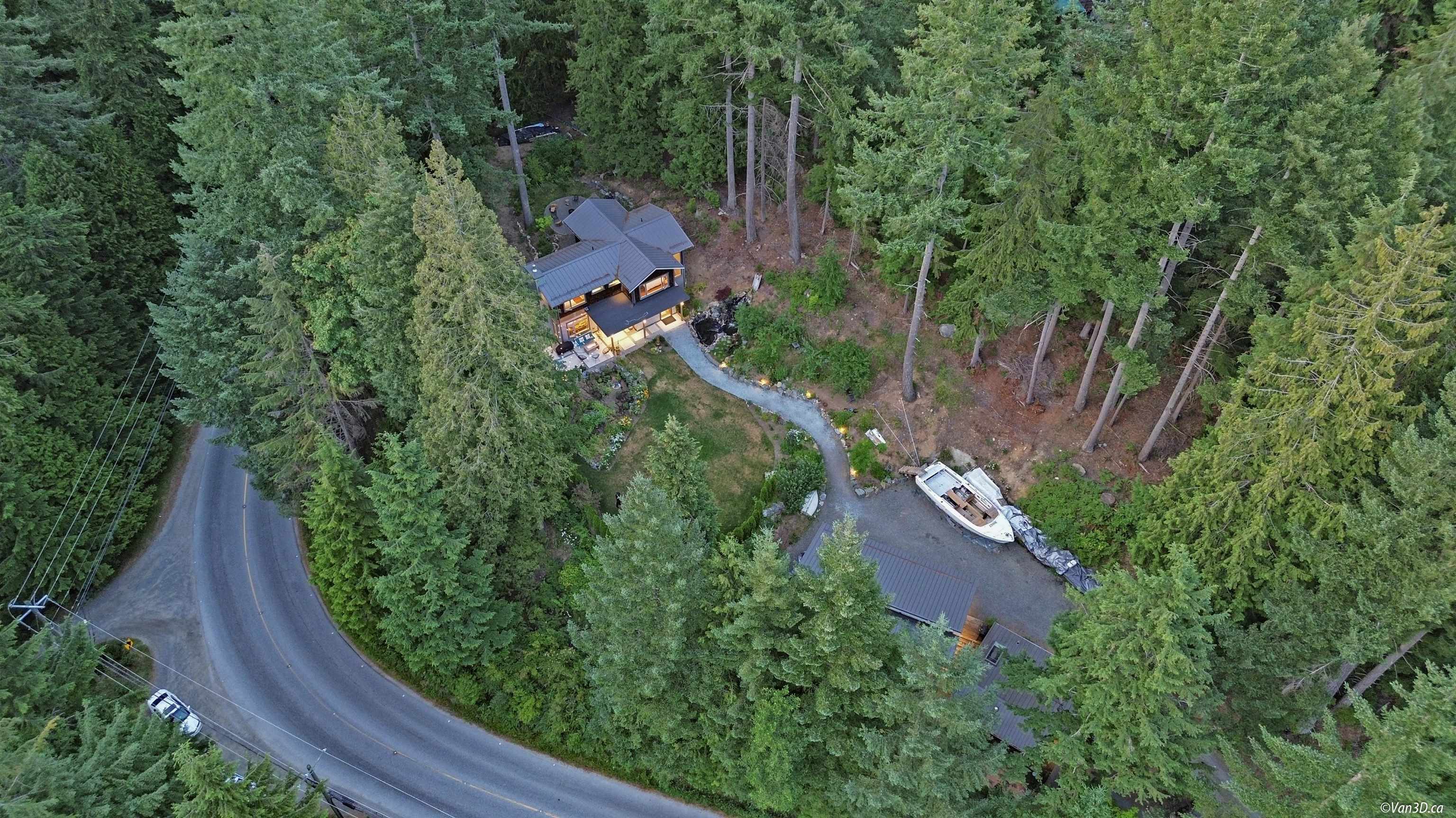 731 GRAFTON ROAD, Bowen Island, British Columbia House with Acreage, 3 Bedrooms, 3 Bathrooms, Residential Detached,For Sale, MLS-R2800432, Richmond Condo for Sale