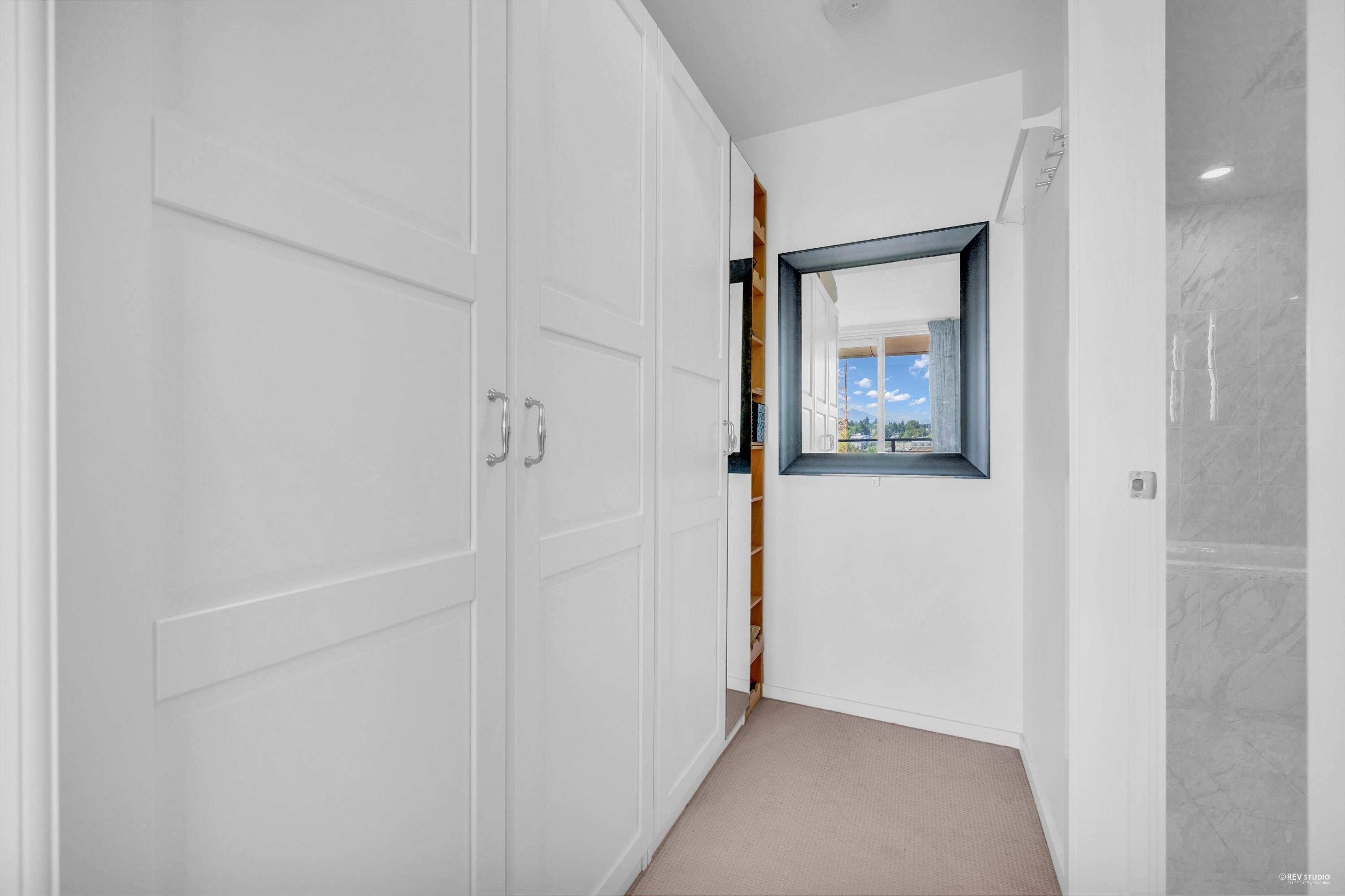 906-8555 GRANVILLE STREET, Vancouver, British Columbia Apartment/Condo, 2 Bedrooms, 2 Bathrooms, Residential Attached,For Sale, MLS-R2800455