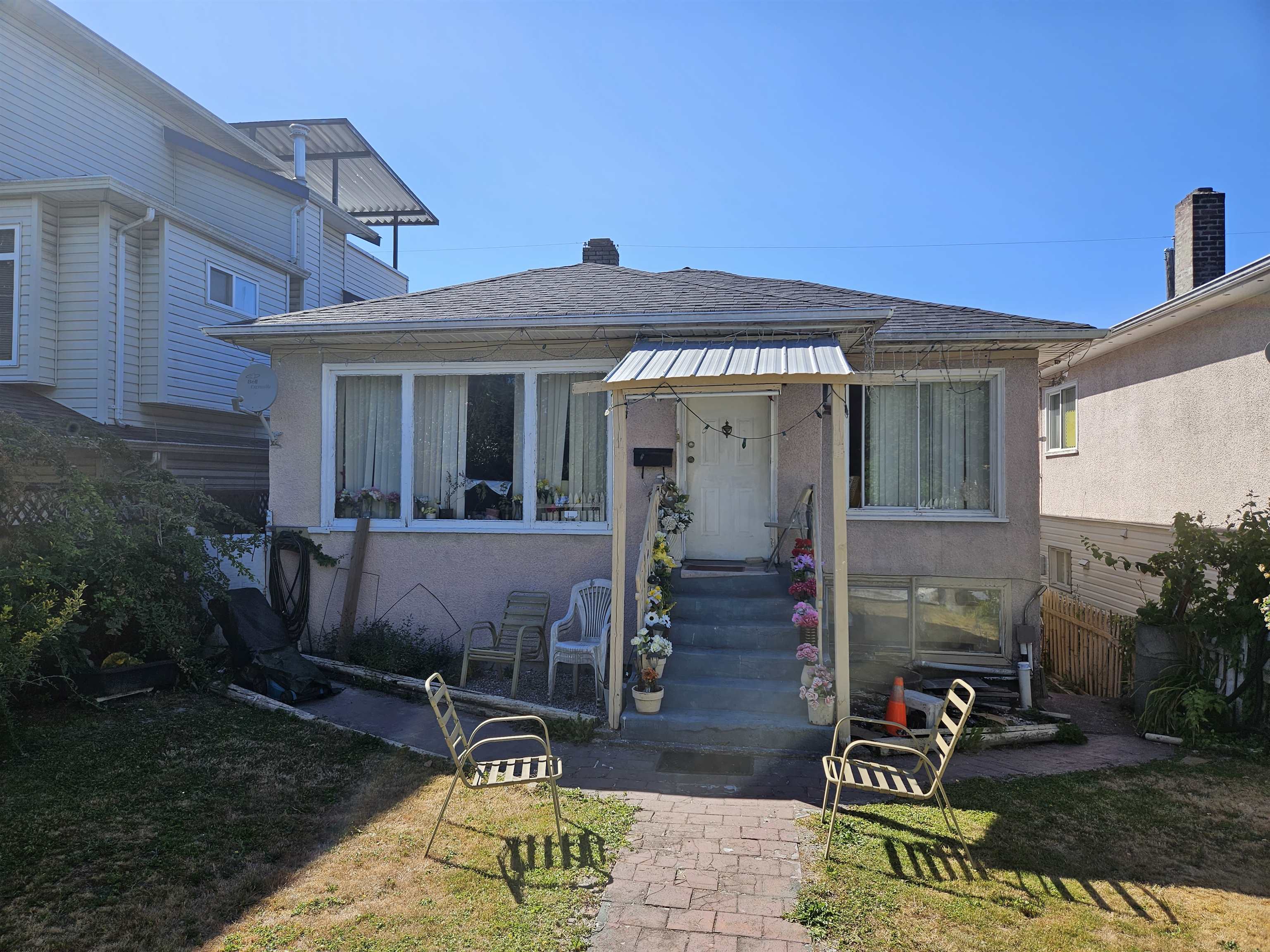 Collingwood VE House/Single Family for sale:  4 bedroom 1,800 sq.ft. (Listed 2023-07-24)