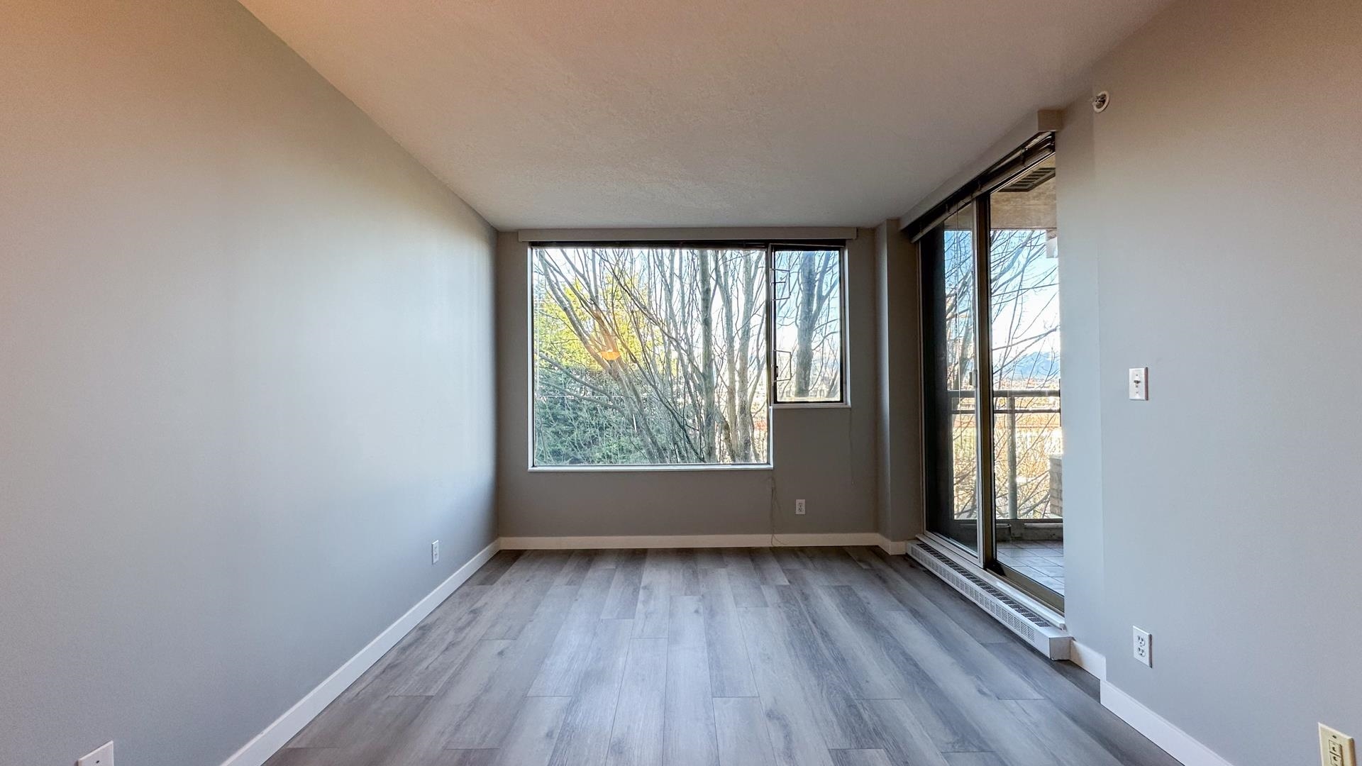 302-2438 HEATHER STREET, Vancouver, British Columbia Apartment/Condo, 2 Bedrooms, 2 Bathrooms, Residential Attached,For Sale, MLS-R2800508, Richmond Condo for Sale