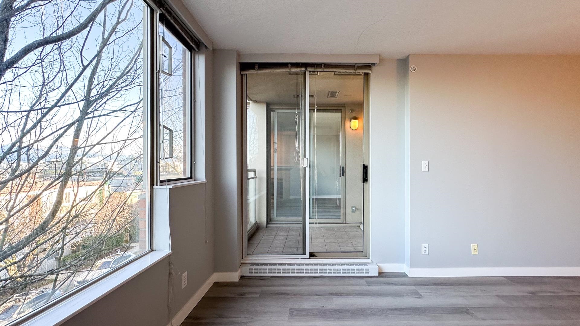 302-2438 HEATHER STREET, Vancouver, British Columbia Apartment/Condo, 2 Bedrooms, 2 Bathrooms, Residential Attached,For Sale, MLS-R2800508, Richmond Condo for Sale