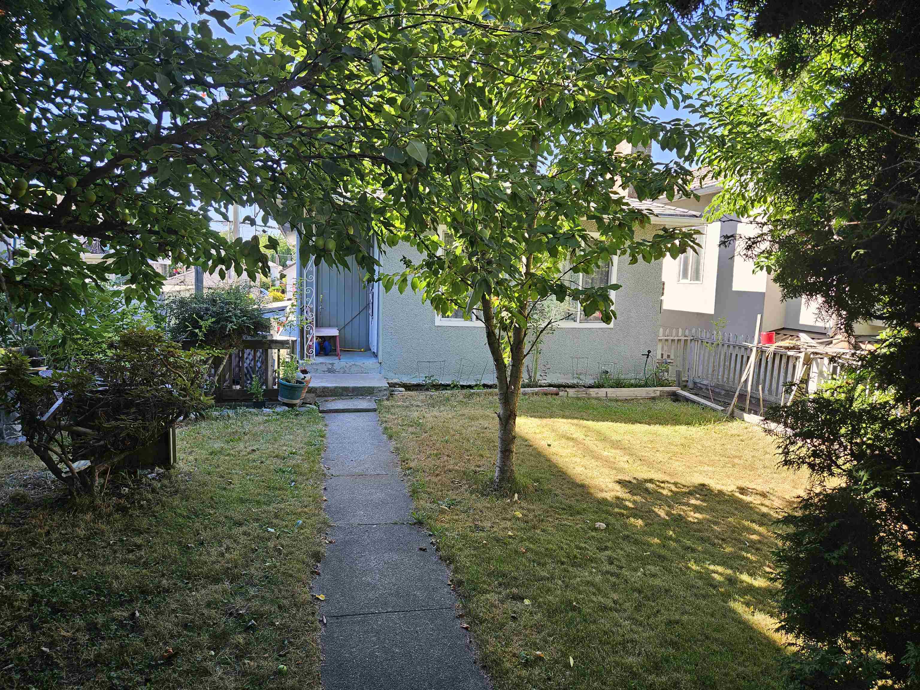 Collingwood VE House/Single Family for sale:  4 bedroom 1,622 sq.ft. (Listed 2023-07-24)
