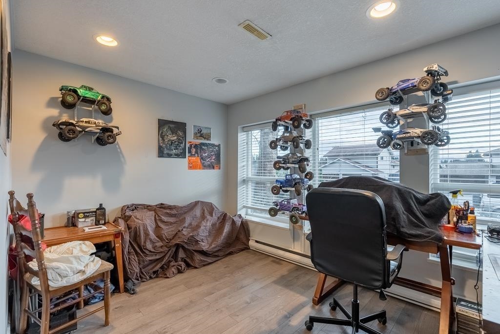 34787 CHANTRELL PLACE, Abbotsford, British Columbia V2S 7H8 House/Single Family, 6 Bedrooms, 4 Bathrooms, Residential Detached,For Sale, MLS-R2800626