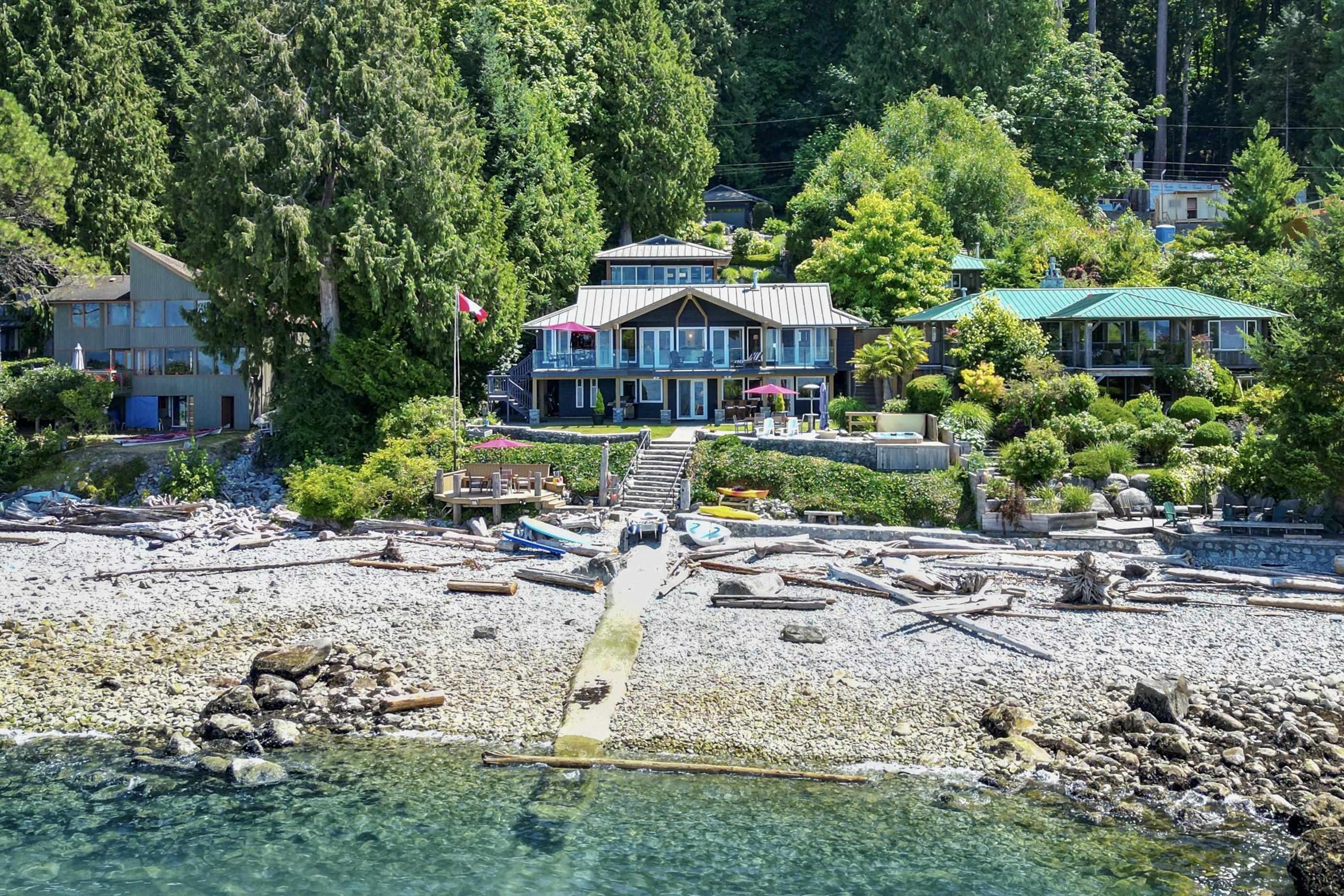 8735 LAWRENCE WAY, West Vancouver, British Columbia V7W 2T7 House/Single Family, 3 Bedrooms, 5 Bathrooms, Residential Detached,For Sale, MLS-R2800796
