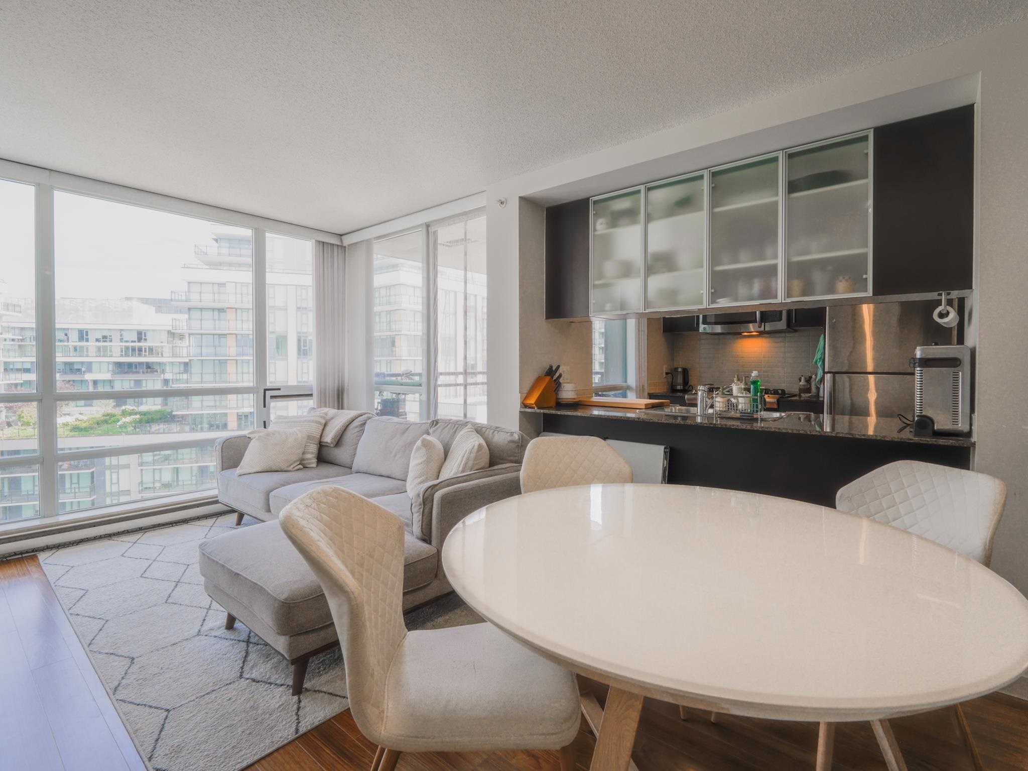 Michael Sung, 1203-3333 CORVETTE WAY, Richmond, British Columbia, 2 Bedrooms, 2 Bathrooms, Residential Attached,For Sale ,R2801346