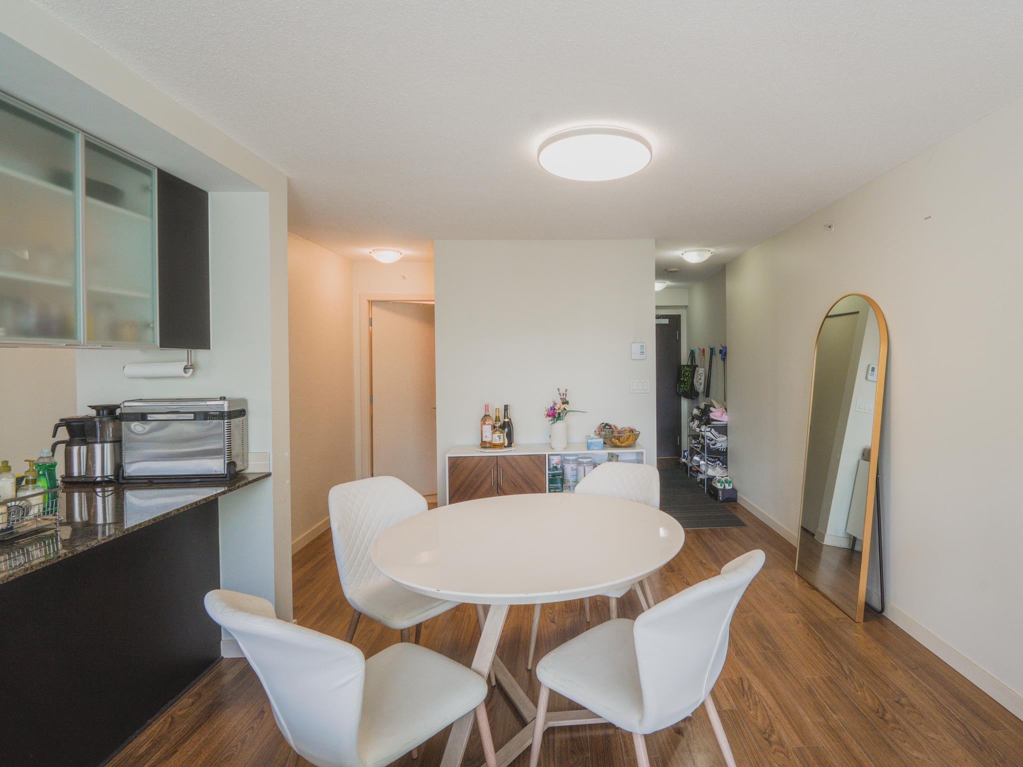 Michael Sung, 1203-3333 CORVETTE WAY, Richmond, British Columbia, 2 Bedrooms, 2 Bathrooms, Residential Attached,For Sale ,R2801346