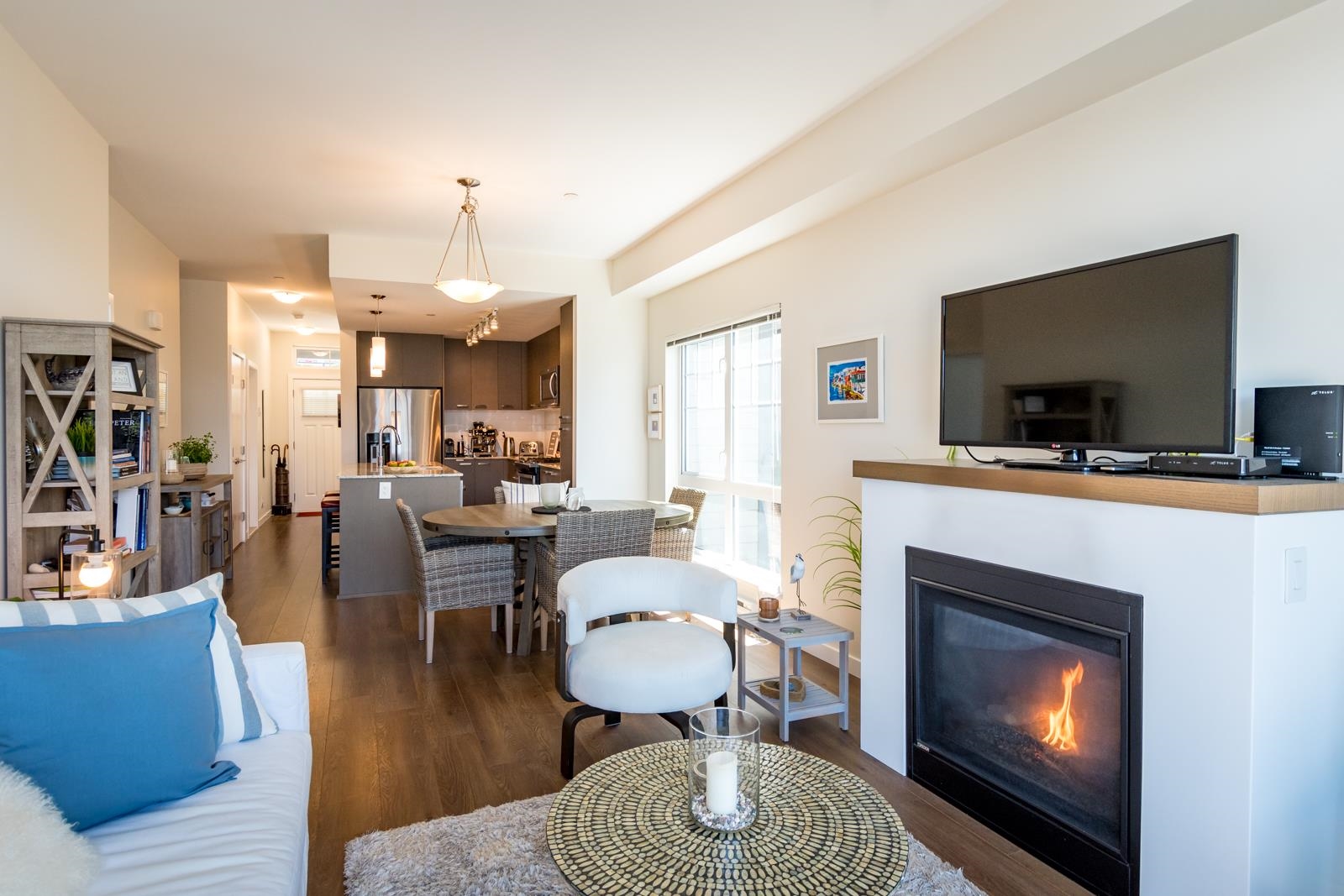 5933 BEACHGATE LANE, Sechelt, British Columbia, 4 Bedrooms Bedrooms, ,3 BathroomsBathrooms,Residential Attached,For Sale,R2801364