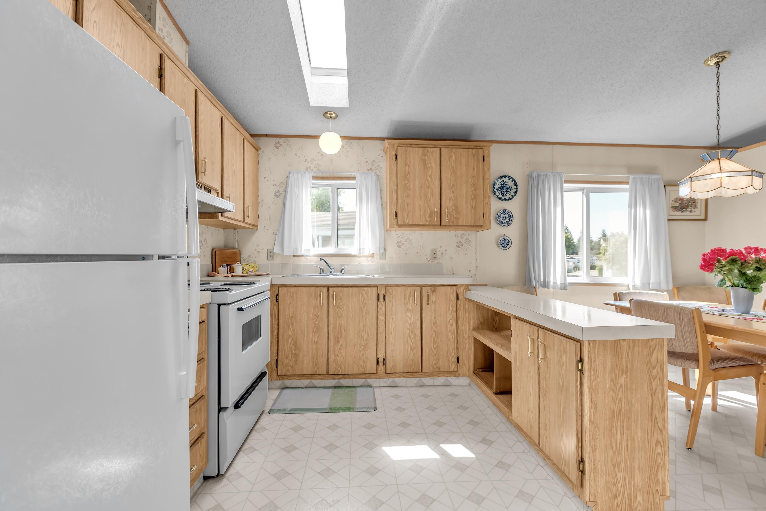 31-19707 POPLAR DRIVE, Pitt Meadows, British Columbia, 2 Bedrooms Bedrooms, ,1 BathroomBathrooms,Residential Detached,For Sale,R2801419